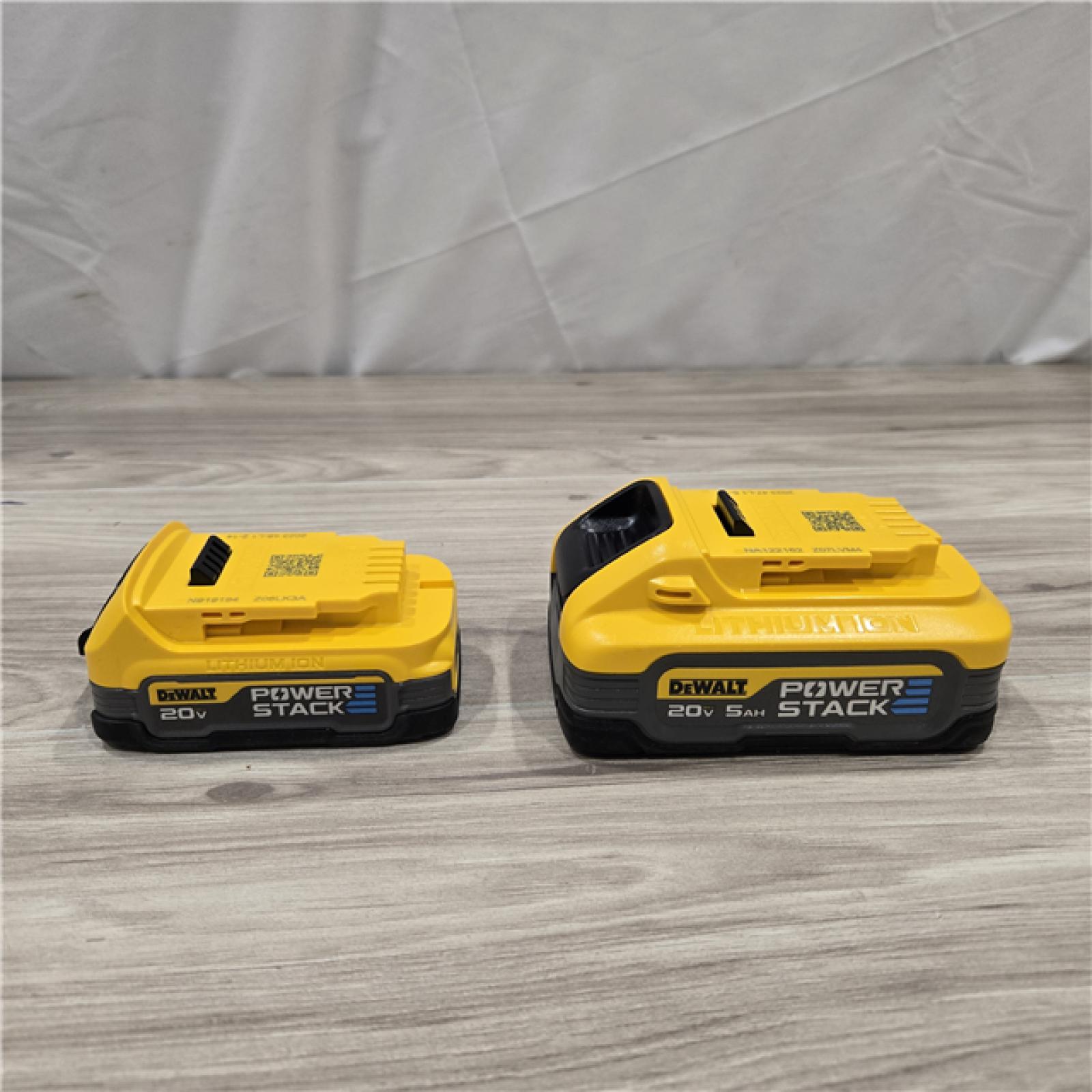AS-IS Dewalt 20V MAX POWERSTACK Batteries and Charger Starter Kit (1.7 Ah/5 Ah) - DCBP315-2C