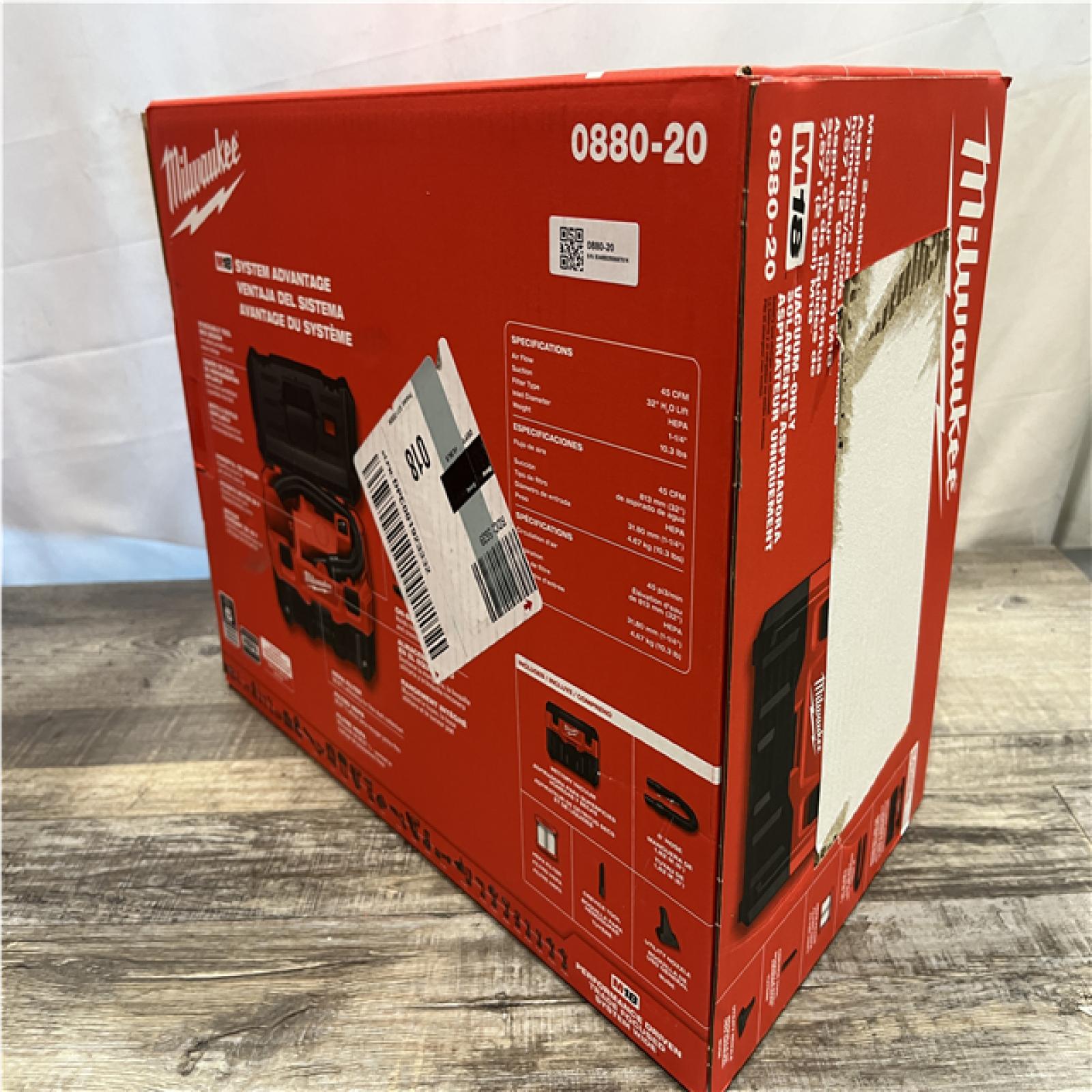 NEW - Milwaukee 18-Volt 2 Gal. Lithium-Ion Cordless Wet/Dry Vacuum (Vacuum-Only)