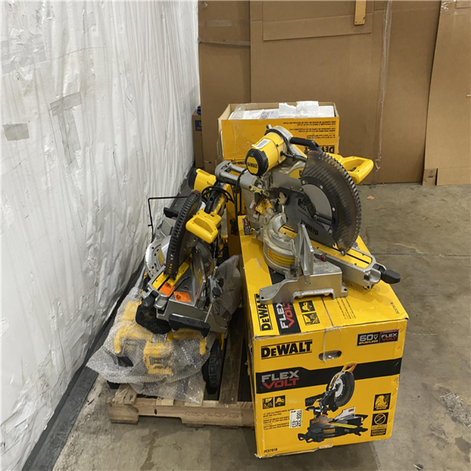 Houston Location AS IS - Tool Pallet