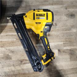 HOUSTON LOCATION - AS-IS DeWalt 15 GA ANGLED FINISH NAILER KIT W/ BATTERY & CHARGER