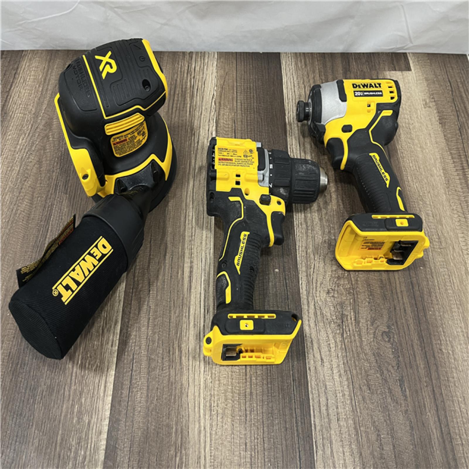 AS-IS DEWALT 20-Volt MAX Lithium-Ion Cordless 7-Tool Combo Kit with 2.0 Ah Battery, 5.0 Ah Battery and Charger