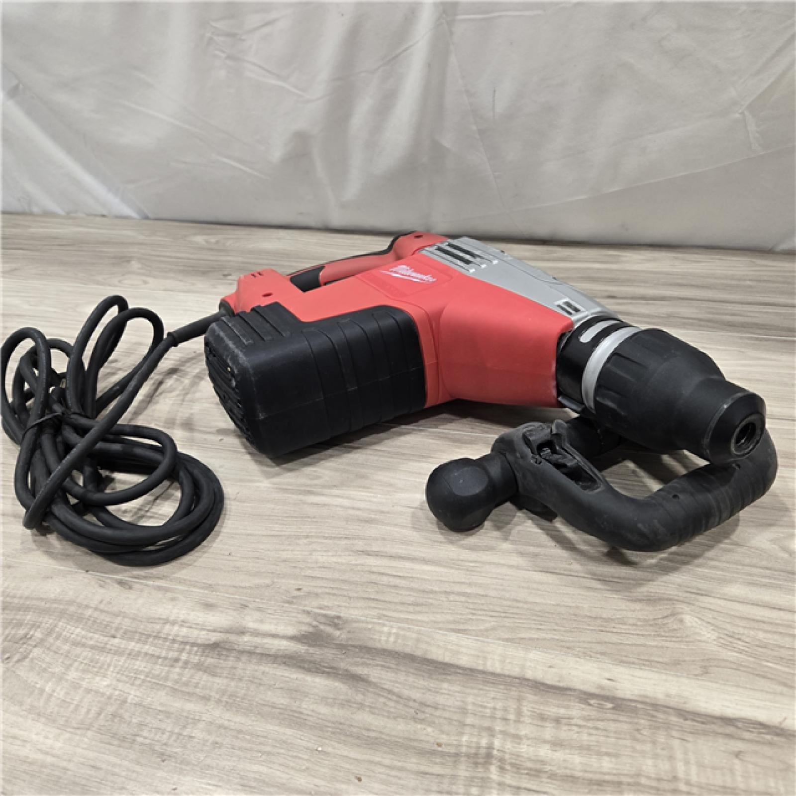 AS-IS Milwaukee 5446-21 SDS MAX Demolition Hammer