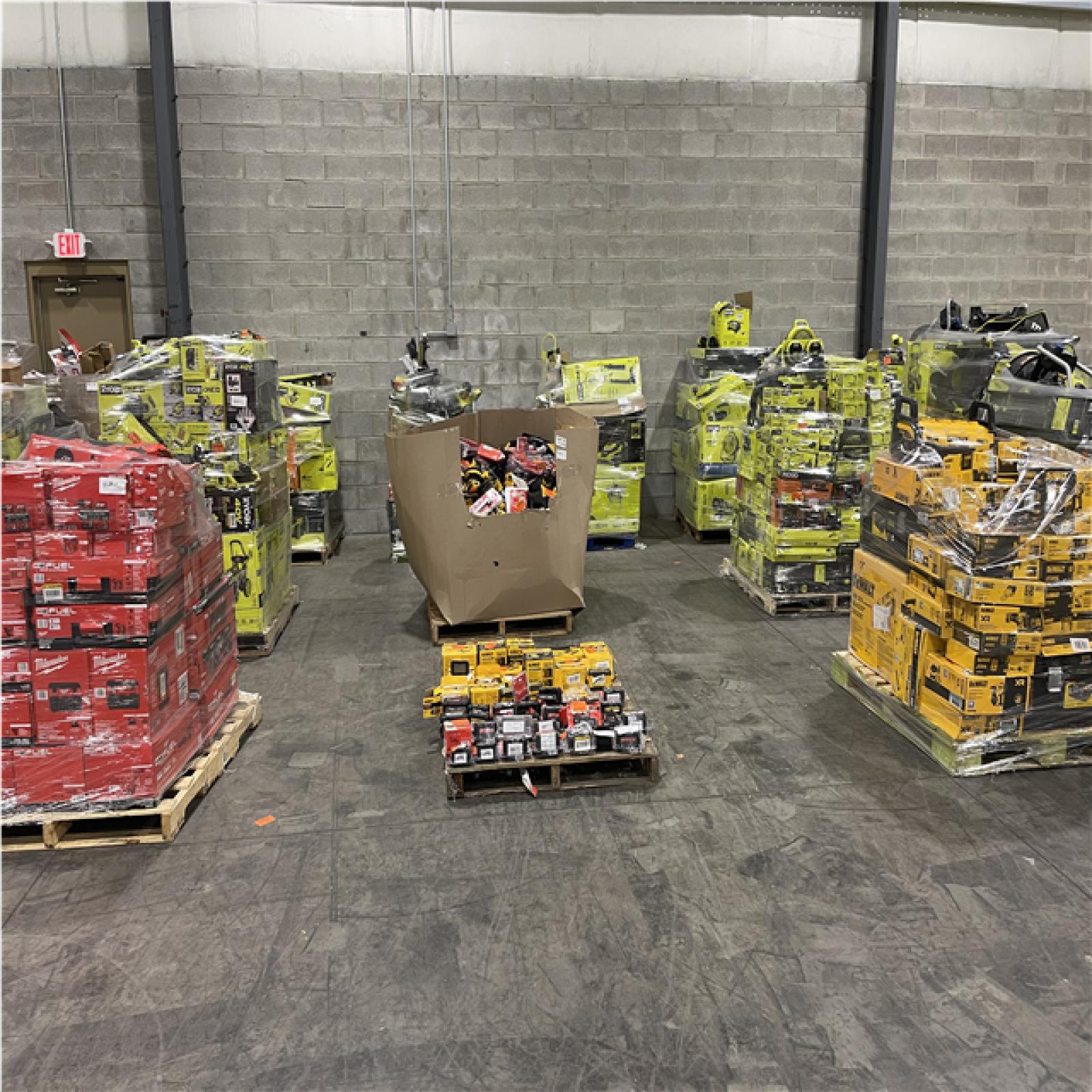 Pittston Location As-Is Power Tools Partial Truckload (10 Pallets) 6029-C