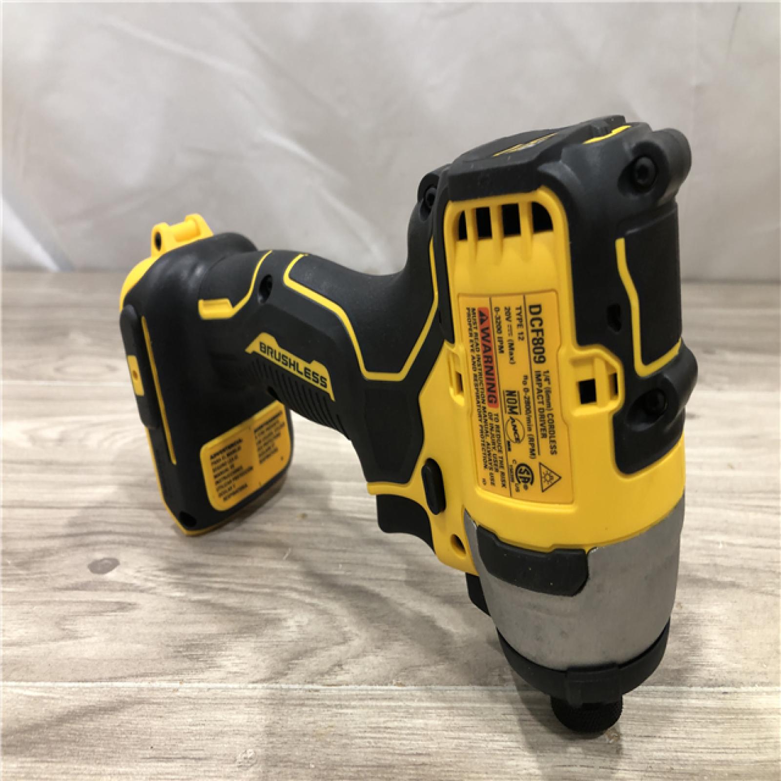 AS-IS DEWALT ATOMIC 20-Volt MAX Lithium-Ion Cordless Combo Kit