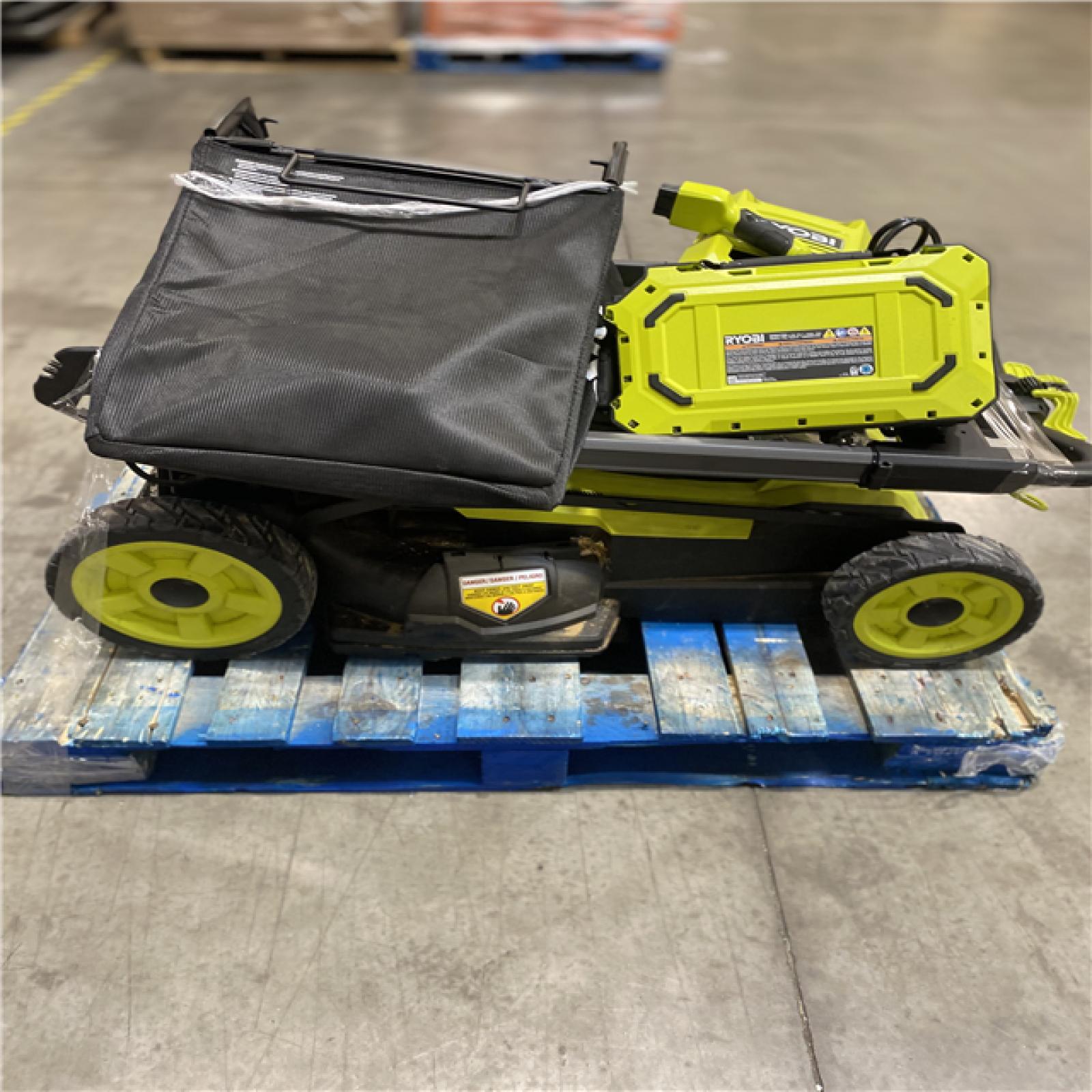 Dallas Location - As-Is RYOBI 80V HP Brushless Battery Cordless Electric 30 in. Multi-Blade Lawn Mower with Battery and Charger
