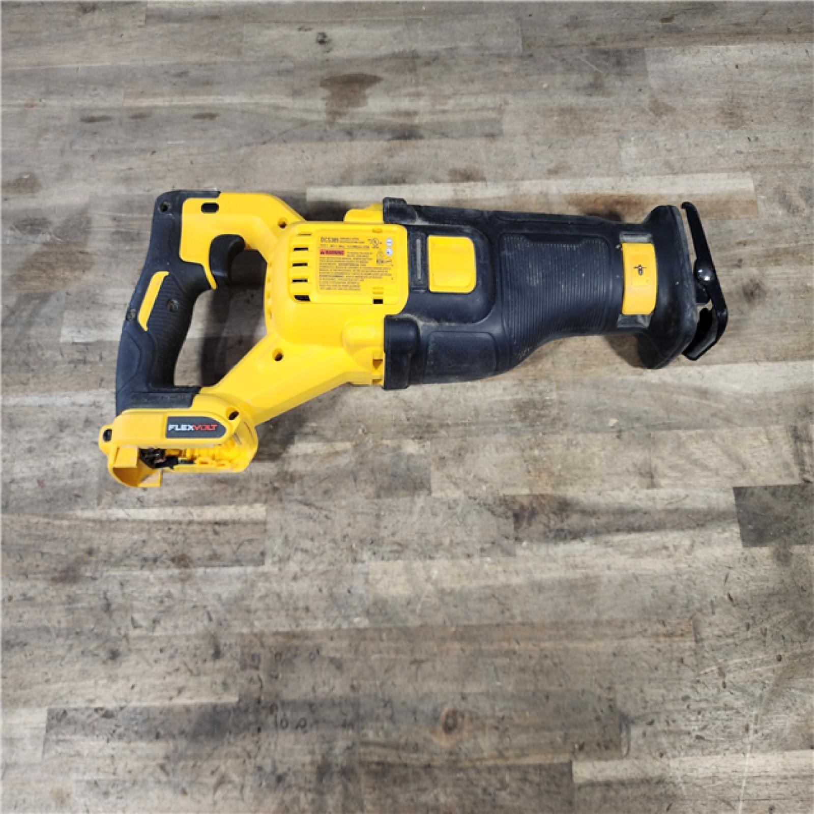 HOUSTON LOCATION - AS-IS FLEXVOLT 60V MAX Cordless Brushless Reciprocating Saw Kit with (1) FLEXVOLT 9.0Ah Battery