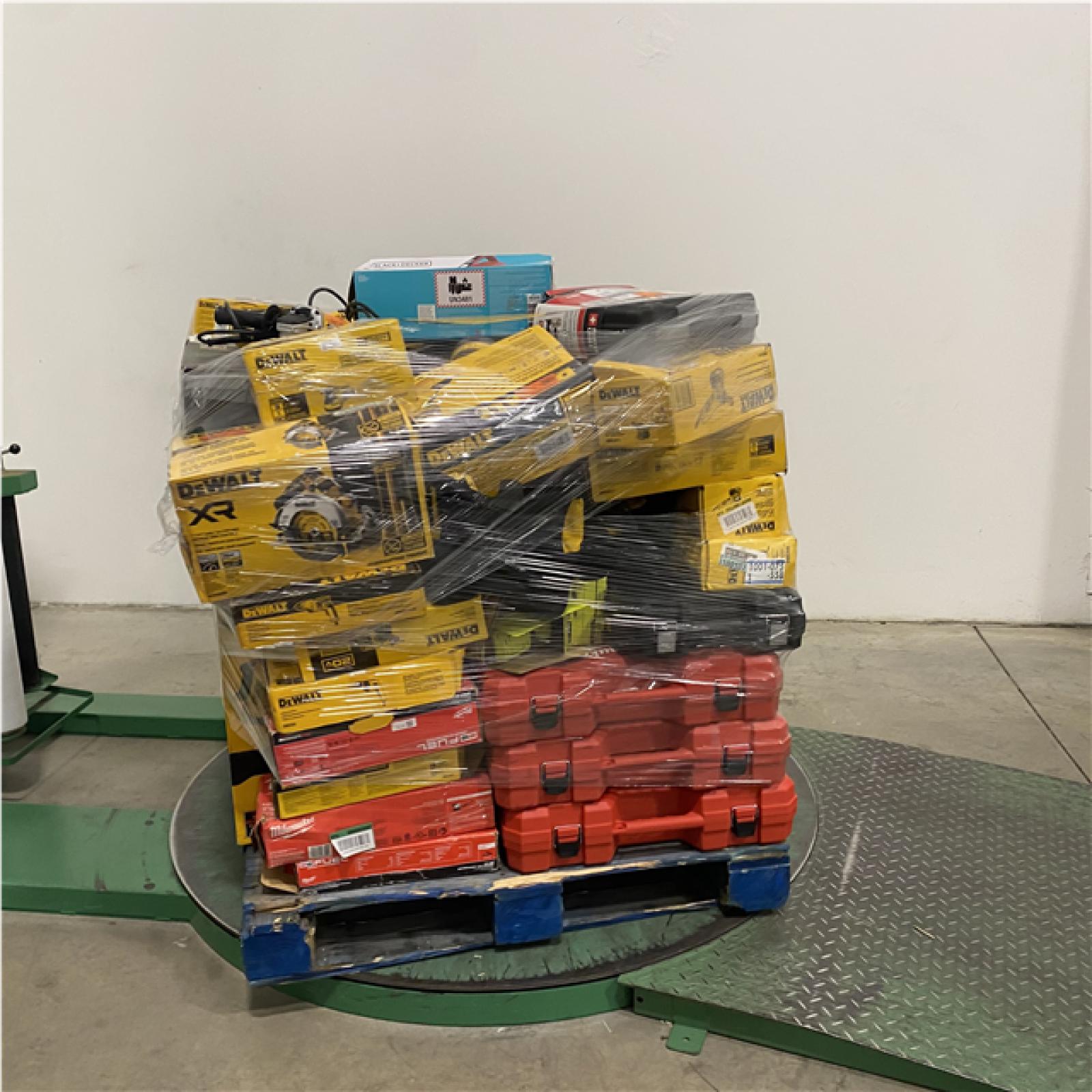 Dallas Location - As-Is Tool Pallet