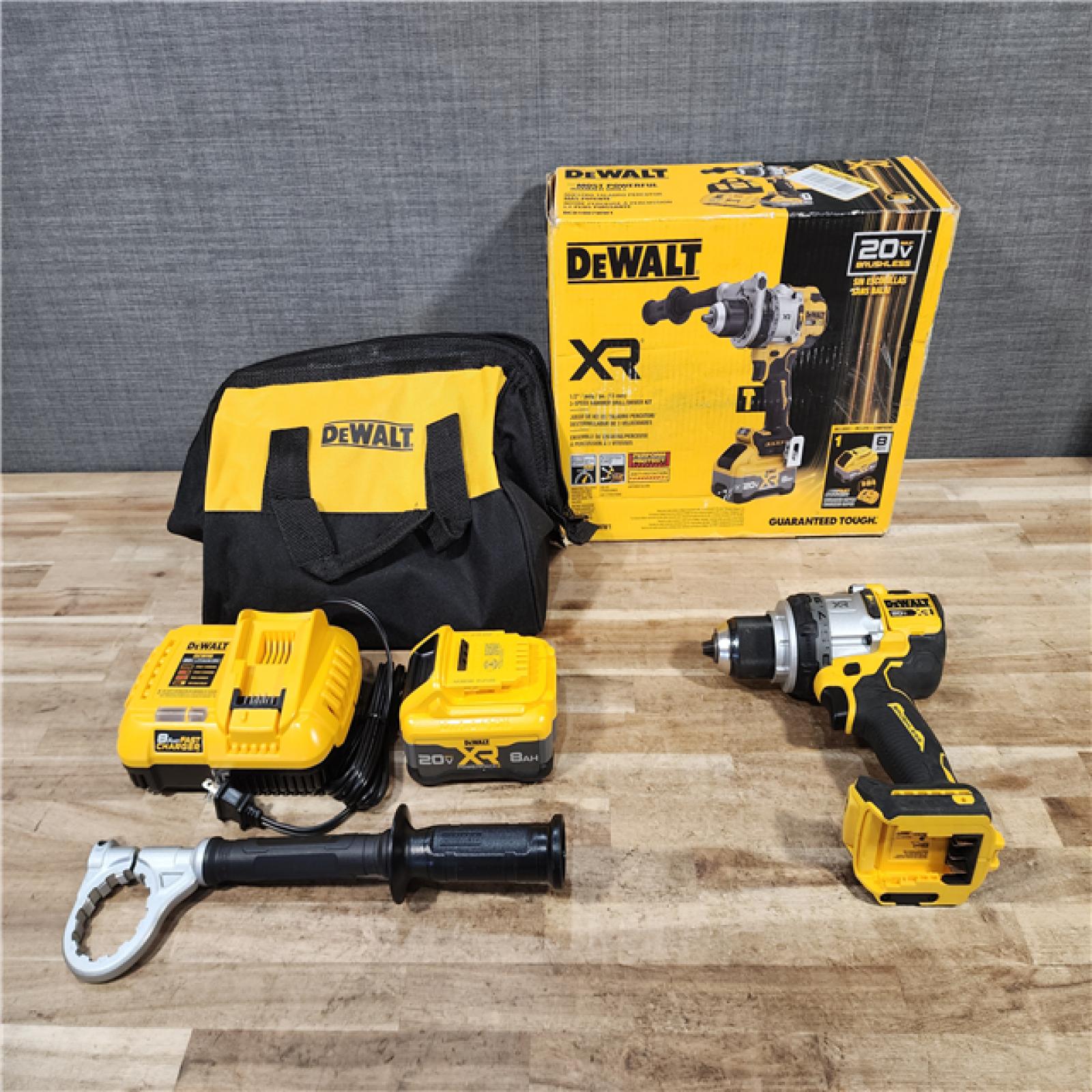 HOUSTON LOCATION - AS-IS DEWALT 20V XR Lithium-Ion Cordless Hammer Drill Kit