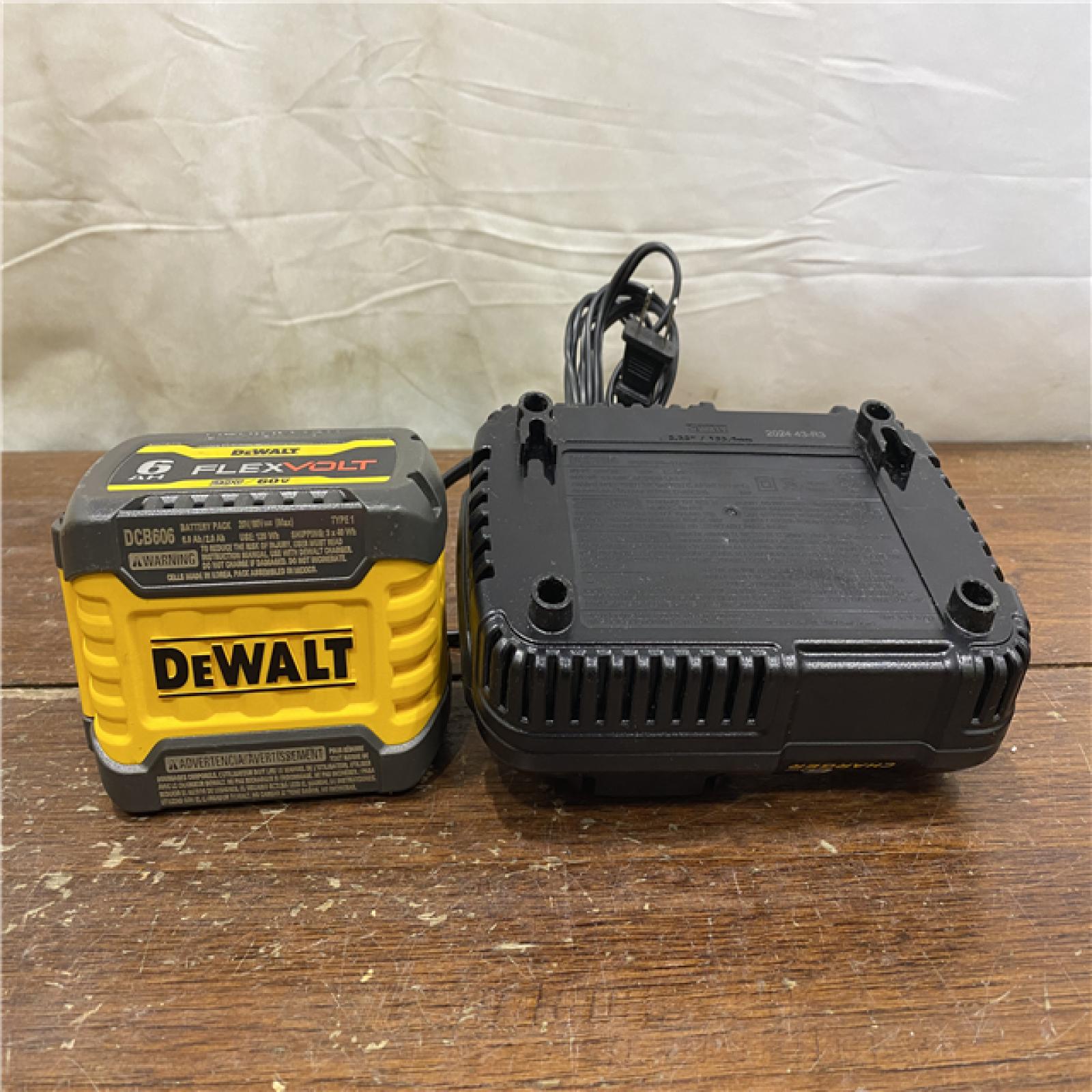 AS-IS DEWALT FLEXVOLT 20V/60V MAX Lithium-Ion 6.0Ah Battery Pack with 6 Amp Output Charger
