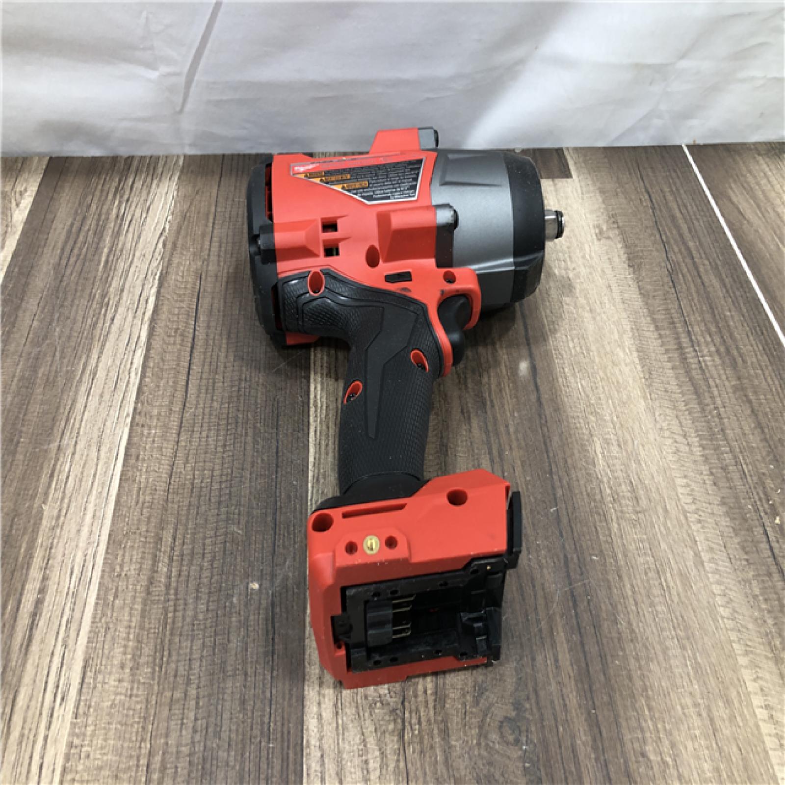 AS-IS Milwaukee  FUEL 18V Lithium-Ion Brushless Cordless 1/2 in. Impact Wrench w/Friction Ring Kit