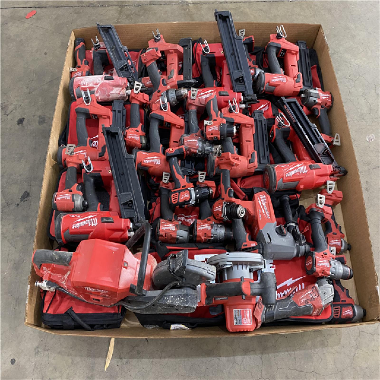 Houston Location AS IS - Tool Pallet