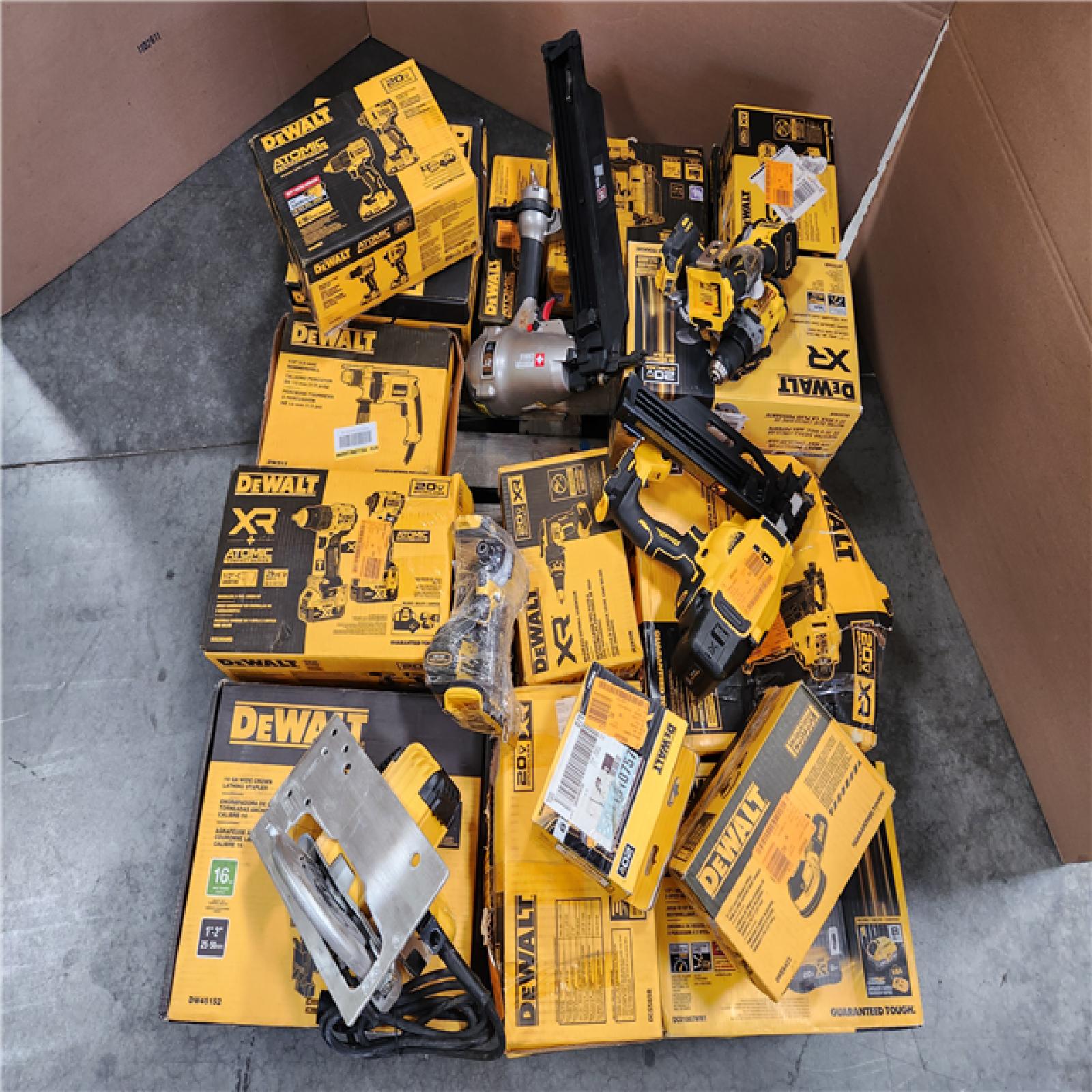 CALIFORNIA AS-IS TOOL PALLET