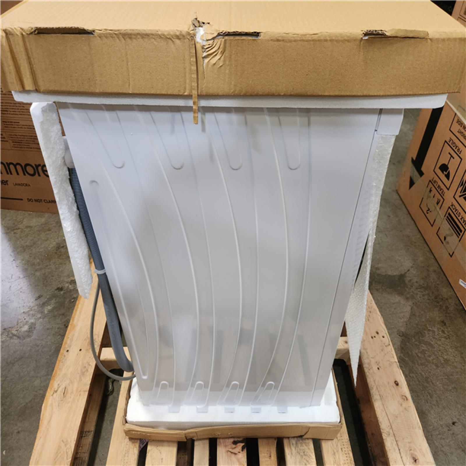 Phoenix NEW KENMORE 24 in. 2.2 cu. ft. Front-Load Washer - White with Steam