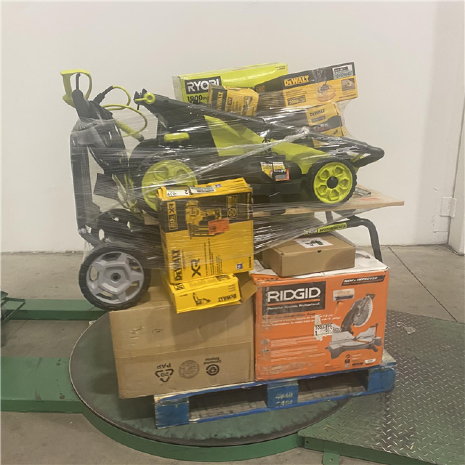 Dallas Location - As-Is Tool Pallet