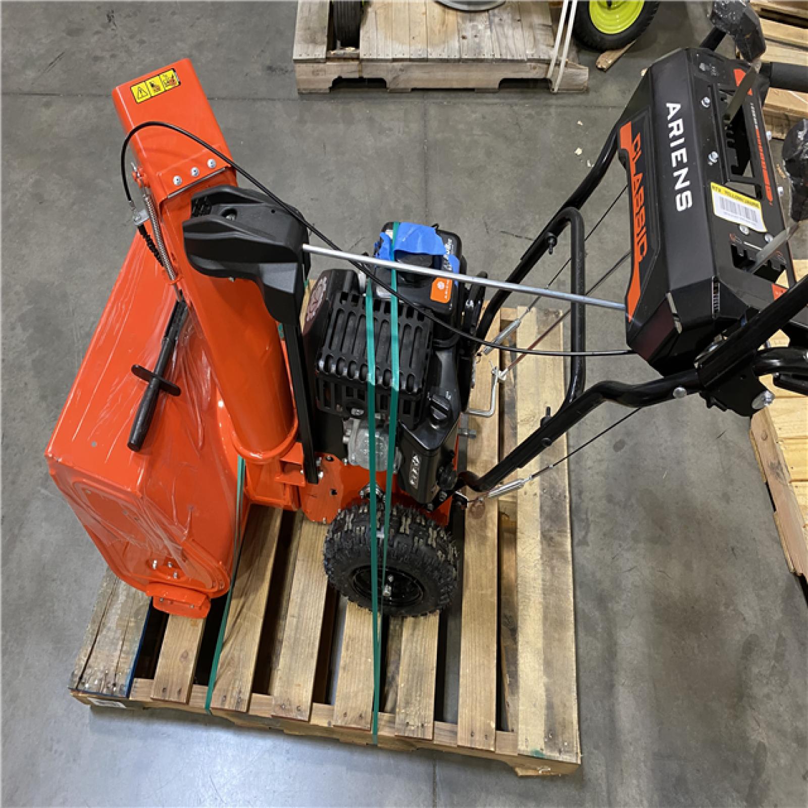 Dallas Location - As-Is Ariens Classic 24 in. 208cc Gas Snow Blower