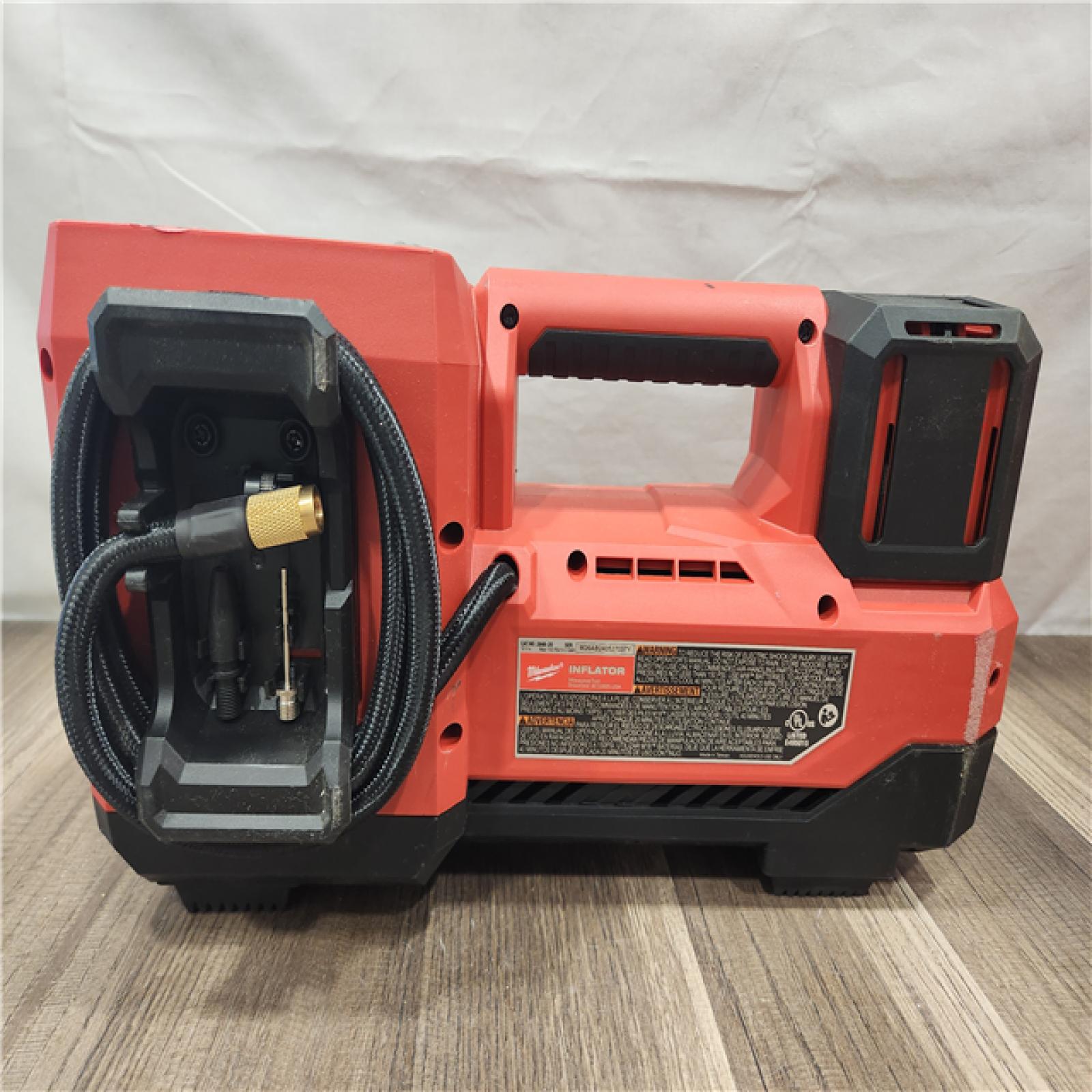 AS-IS- Milwaukee M18 18 V 150 PSI Tire Inflator (Tool Only)