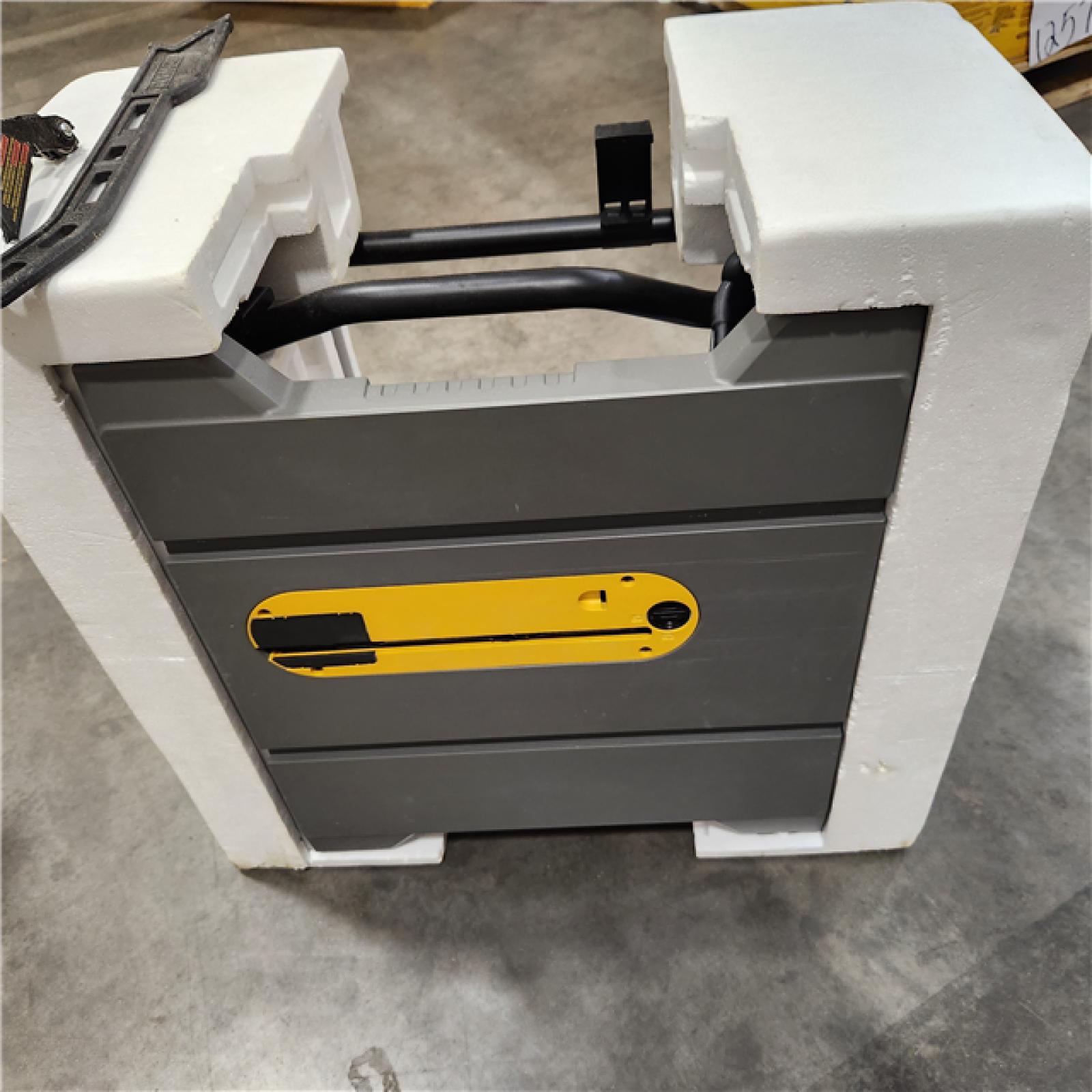 As-Is- DEWALT 15 Amp Corded 8-1/4 in. Compact Portable Jobsite Table Saw