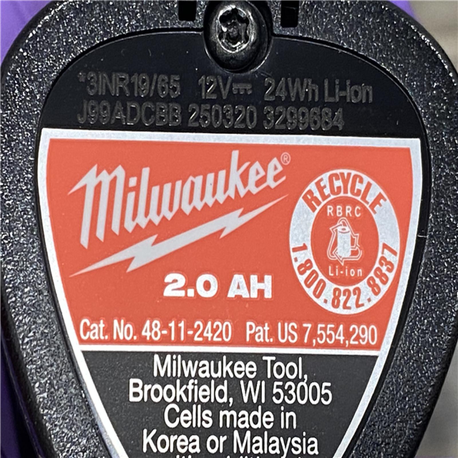 AS-IS Milwaukee FUEL 12V Lithium-Ion Brushless Cordless 4-in-1 Installation 3/8 in. Drill Driver Kit