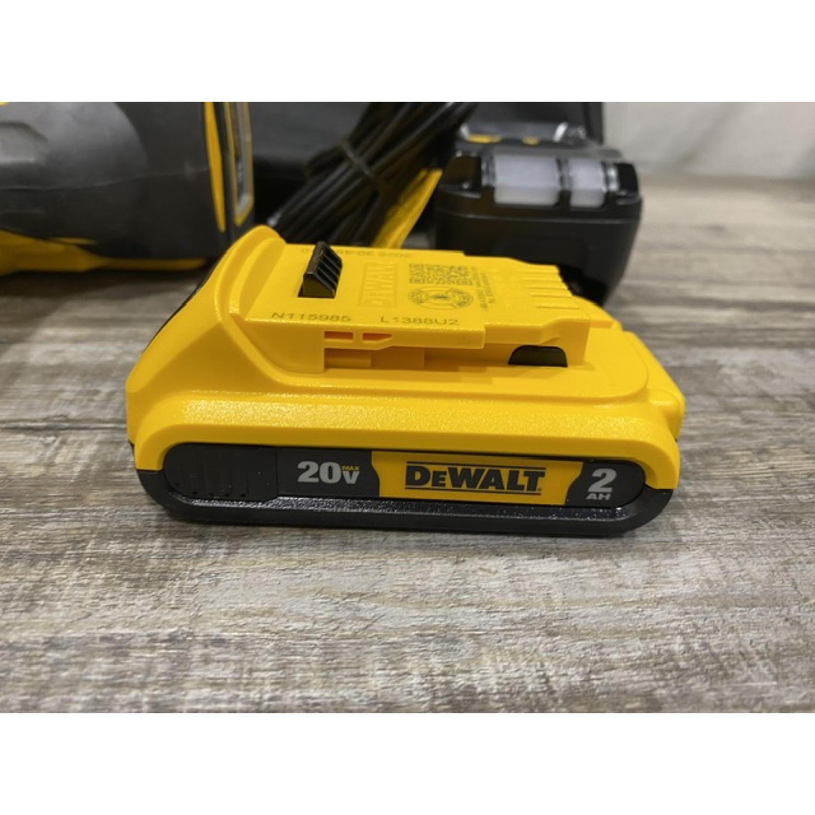 AS-IS DEWALT 20V MAX XR 16-Gauge Electric Cordless Angled Finishing Nailer Kit