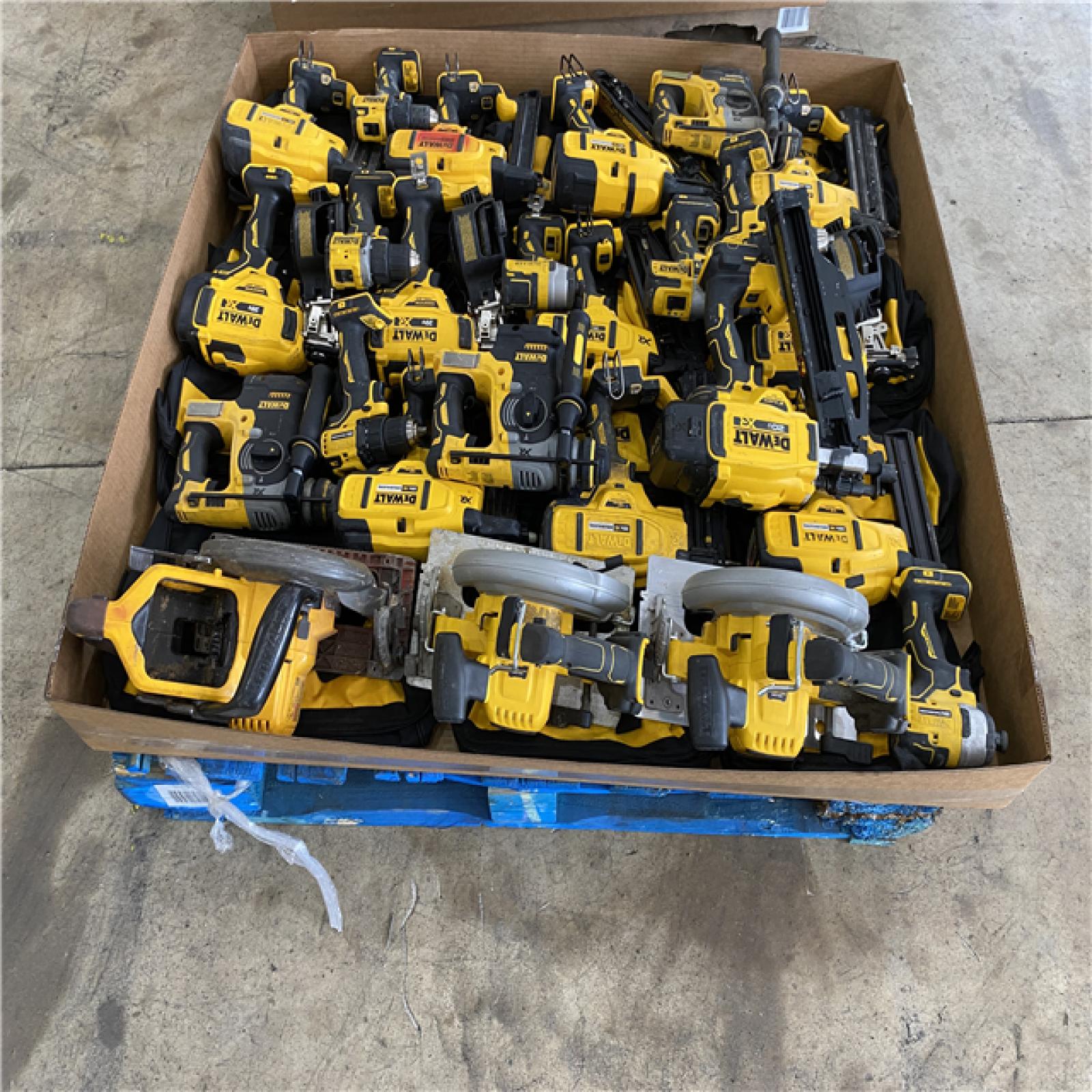 Houston Location AS IS - Tool Pallet