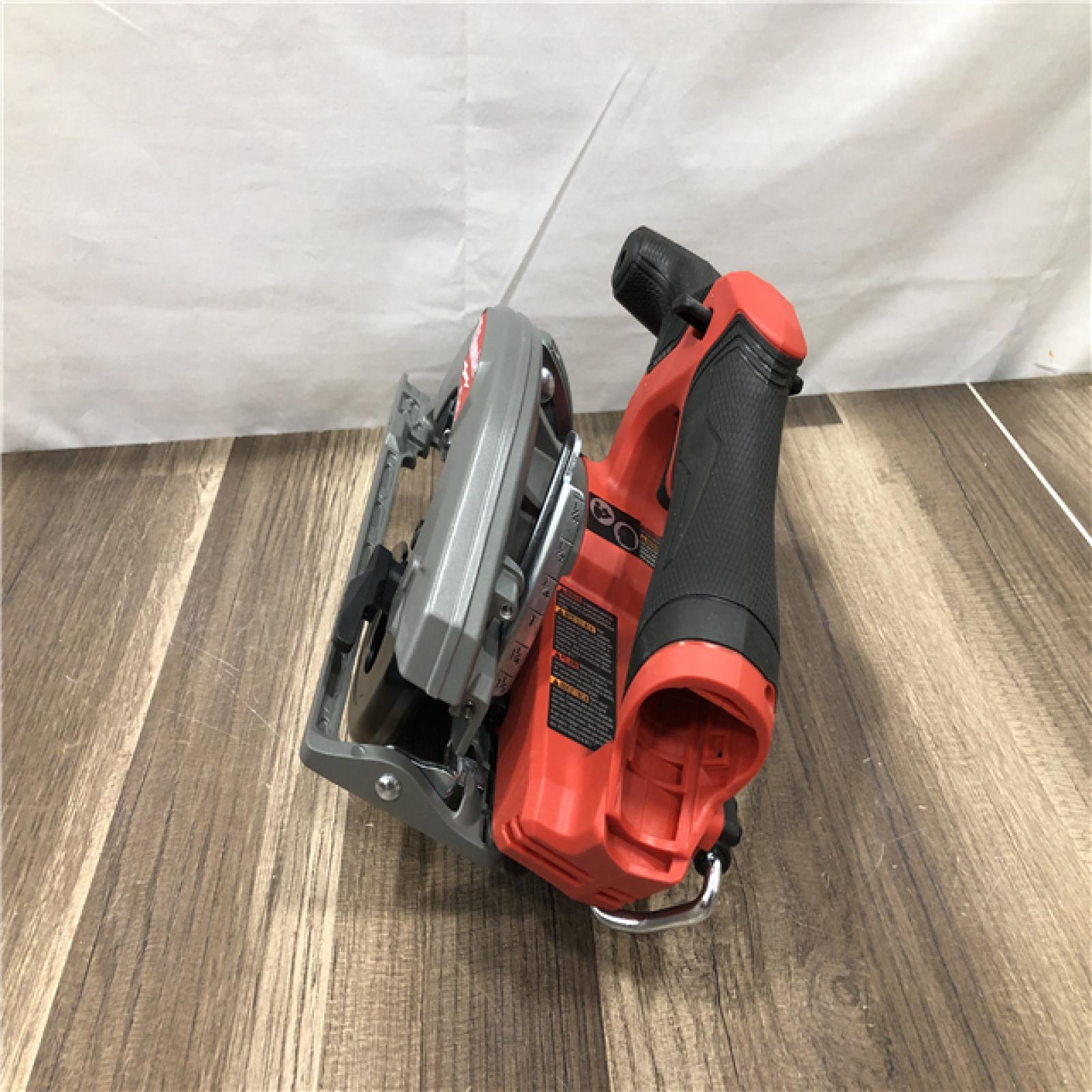 AS-IS Milwaukee M12 FUEL 12V Lithium-Ion Brushless 5-3/8 in. Cordless Circular Saw Kit