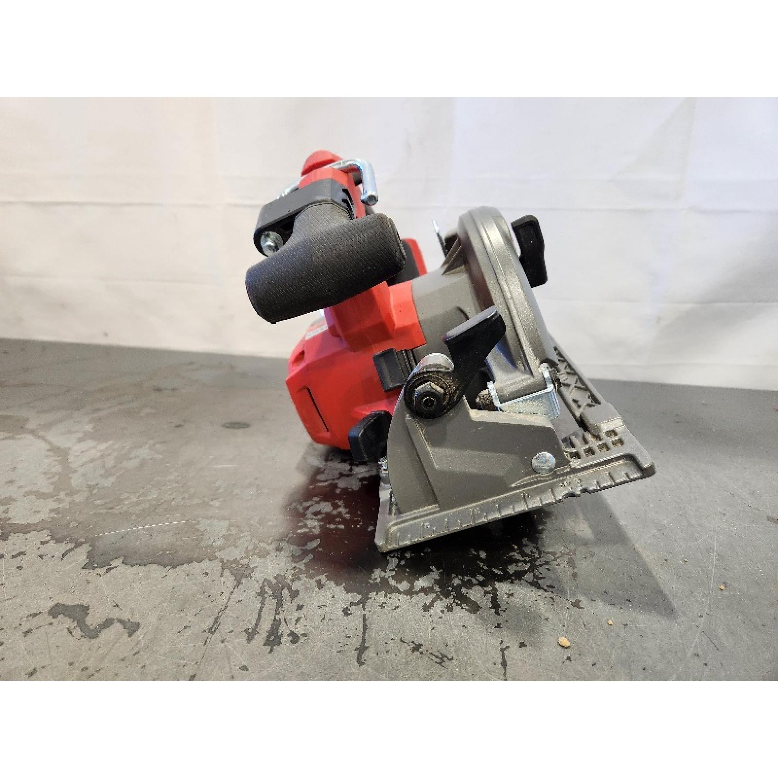 AS-IS- Milwaukee M18 FUEL 18V Lithium-Ion Brushless Cordless 6-1/2 in. Circular Saw (Tool-Only)