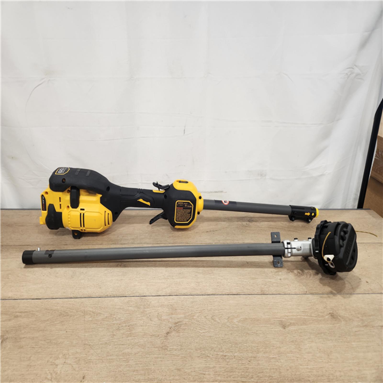 AS-IS- DEWALT FLEXVOLT 60V MAX 17 in. Cordless Battery Powered Attachment Capable Trimmer Kit