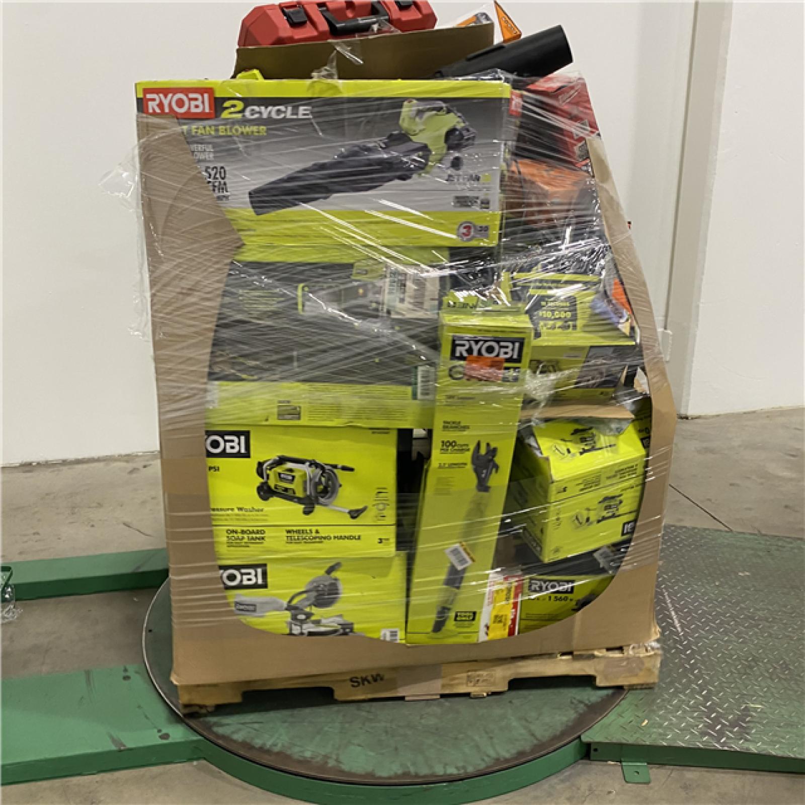 Dallas Location - As-Is Tool Pallet