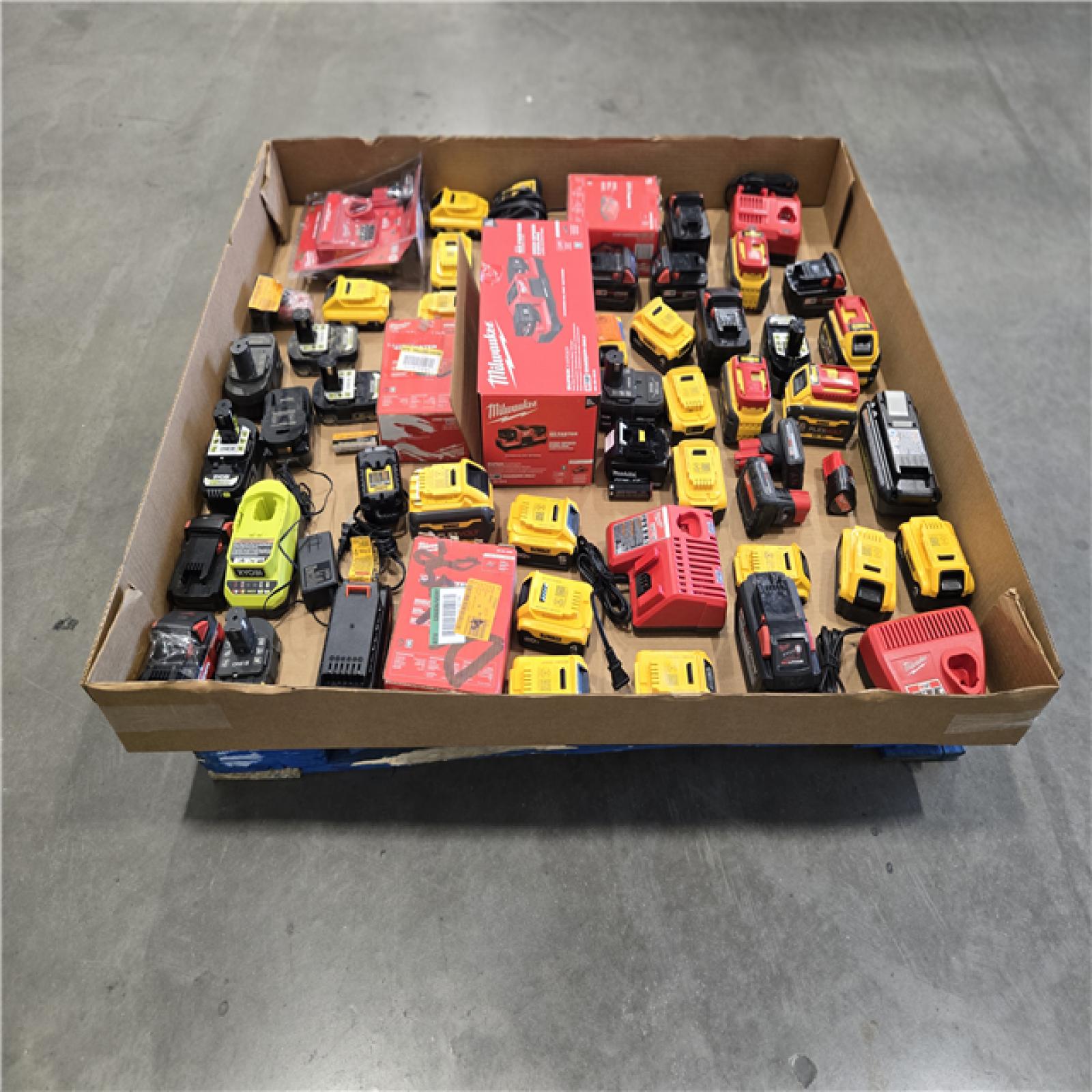 DALLAS LOCATION- AS-IS BATTERY PALLET