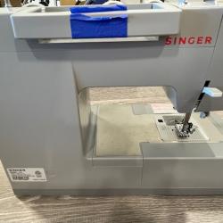 AS-IS SINGER 44S Classic Heavy Duty Sewing Machine with 23 Built-in Stitches