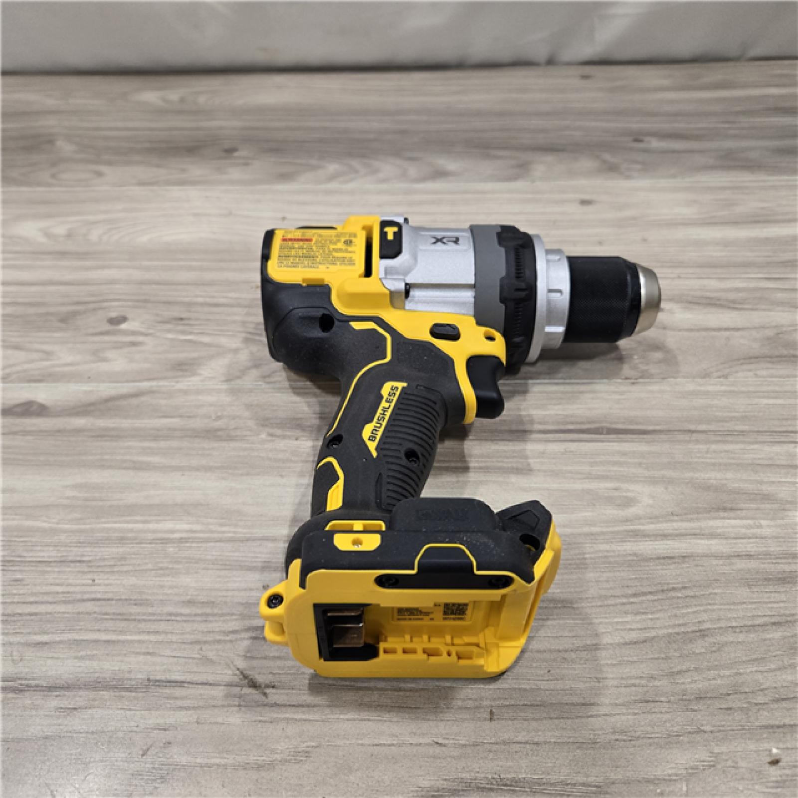 AS-IS DEWALT 20V XR Lithium-Ion Cordless Hammer Drill Kit