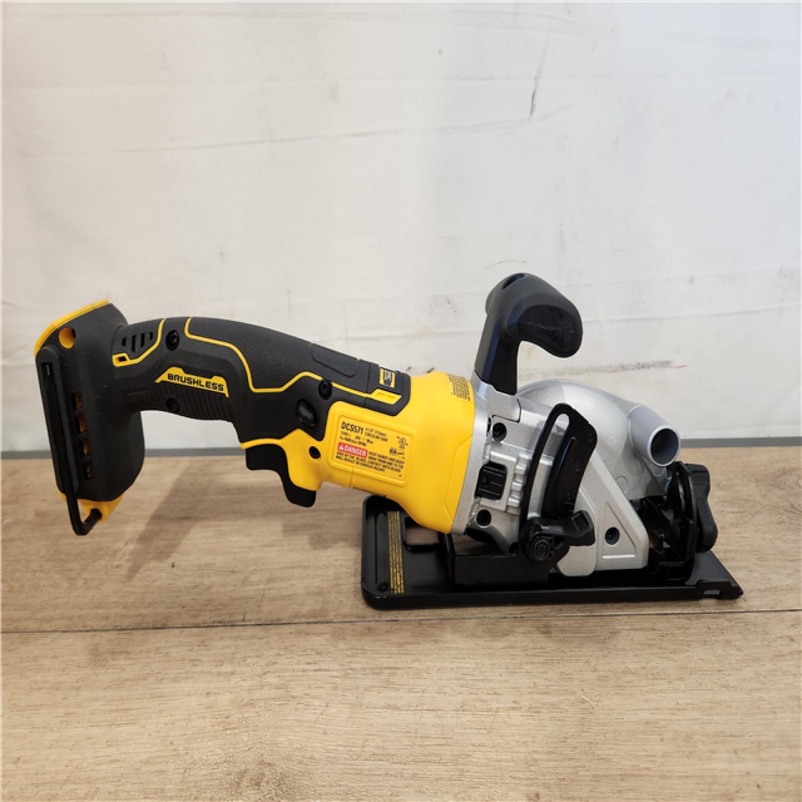 AS-IS- DEWALT ATOMIC 20V MAX Cordless Brushless 4-1/2 in. Circular Saw (Tool Only)