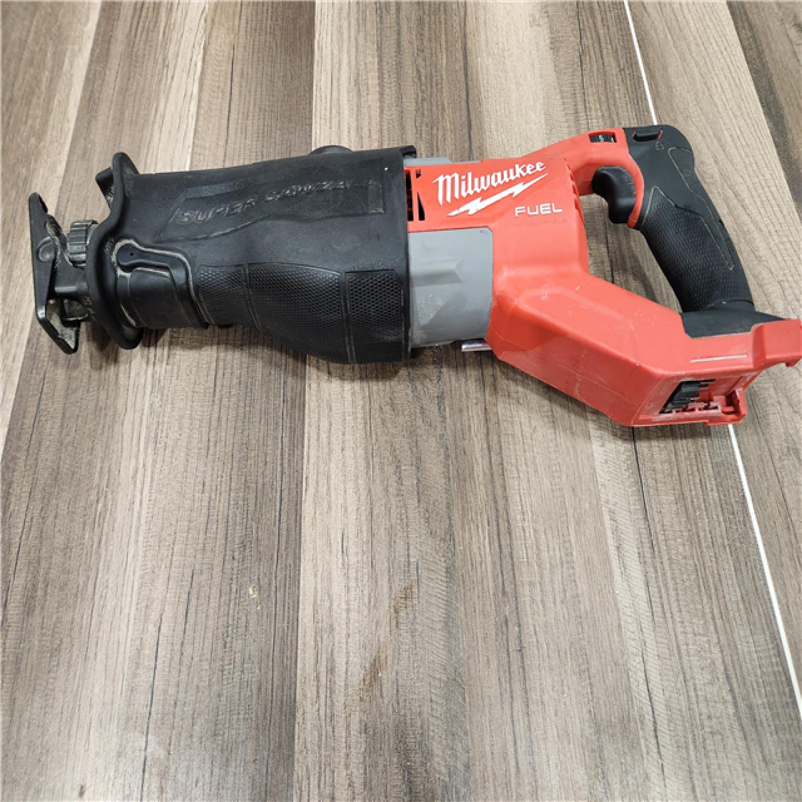 AS-IS Milwaukee M18 Fuel 18V Brushless Super Sawzall Reciprocating Saw 2722-20 (Bare Tool)