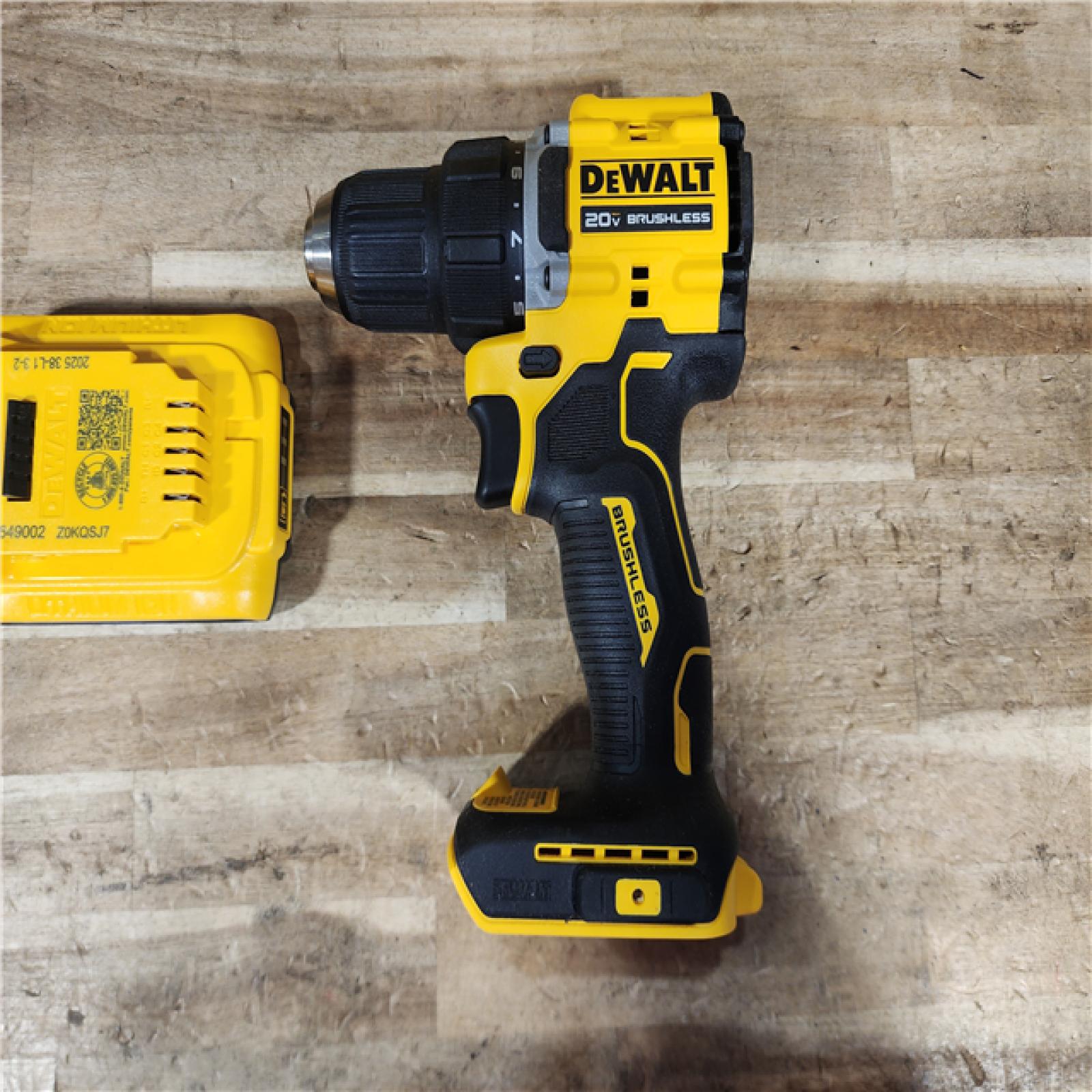 HOUSTON LOCATION - AS - IS DEWALT Atomic 20V Lithium-Ion Cordless Compact 1/2 in. Drill/Driver Kit