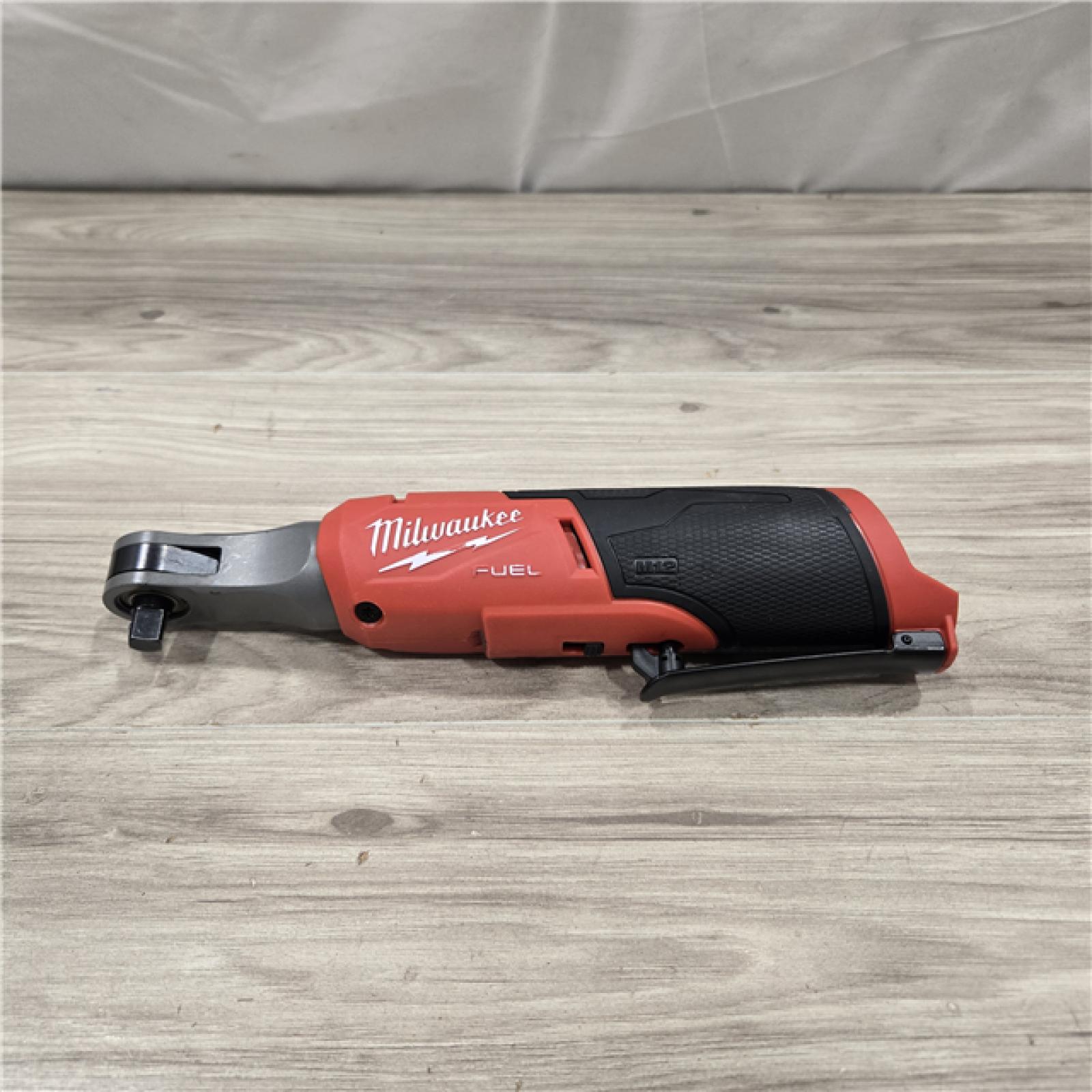 AS-IS Milwaukee 2567-20 M12 FUEL 3/8 in. Cordless High Speed Ratchet (Tool Only)