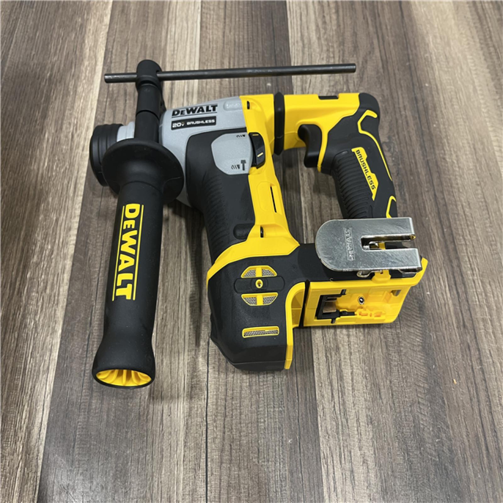 GOOD Dewalt DCH172B MAX Atomic 20V 5/8 Inch Brushless Cordless SDS Plus Rotary Hammer (Tool Only)