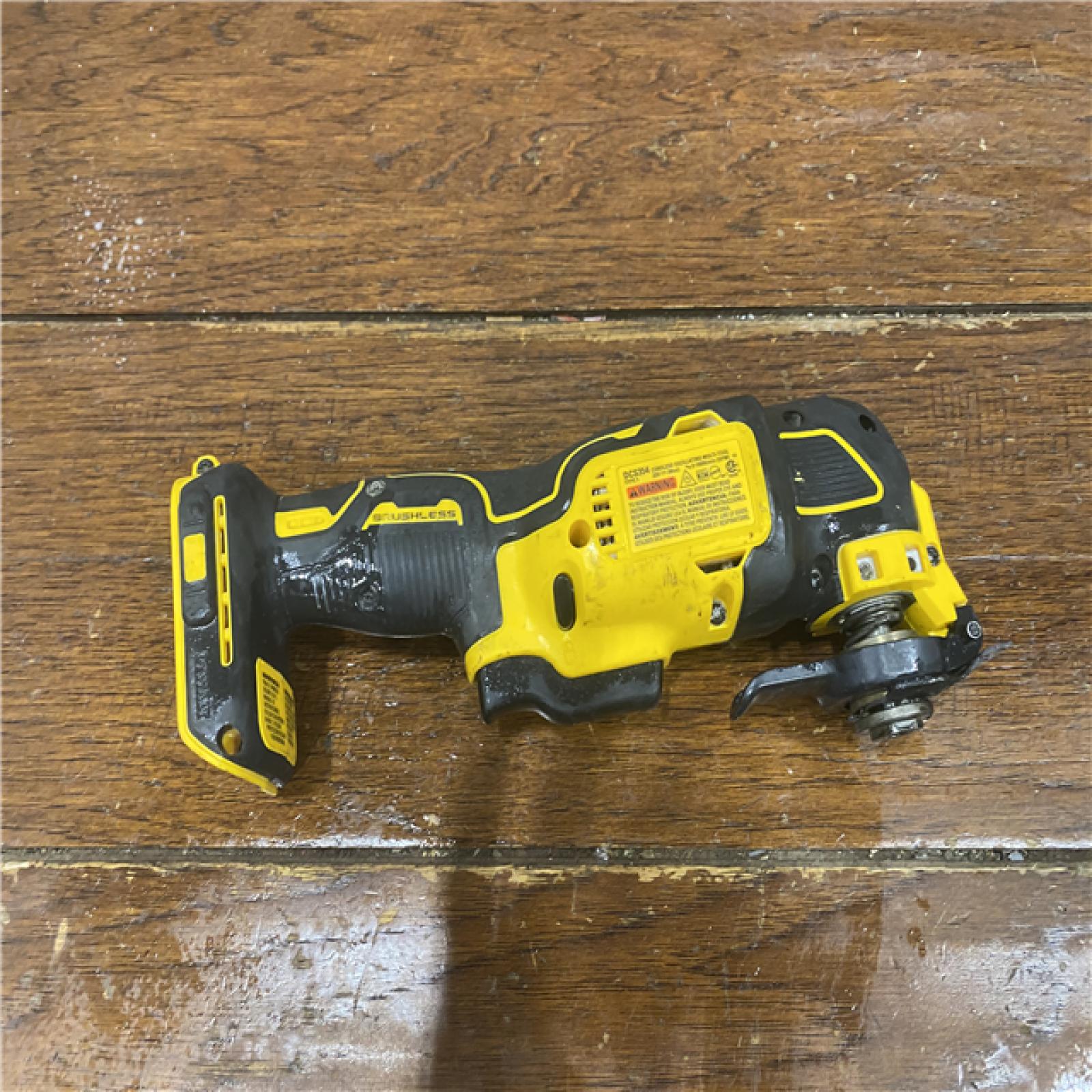 AS-IS DEWALT ATOMIC 20V MAX Cordless Brushless Oscillating Multi Tool (Tool Only)