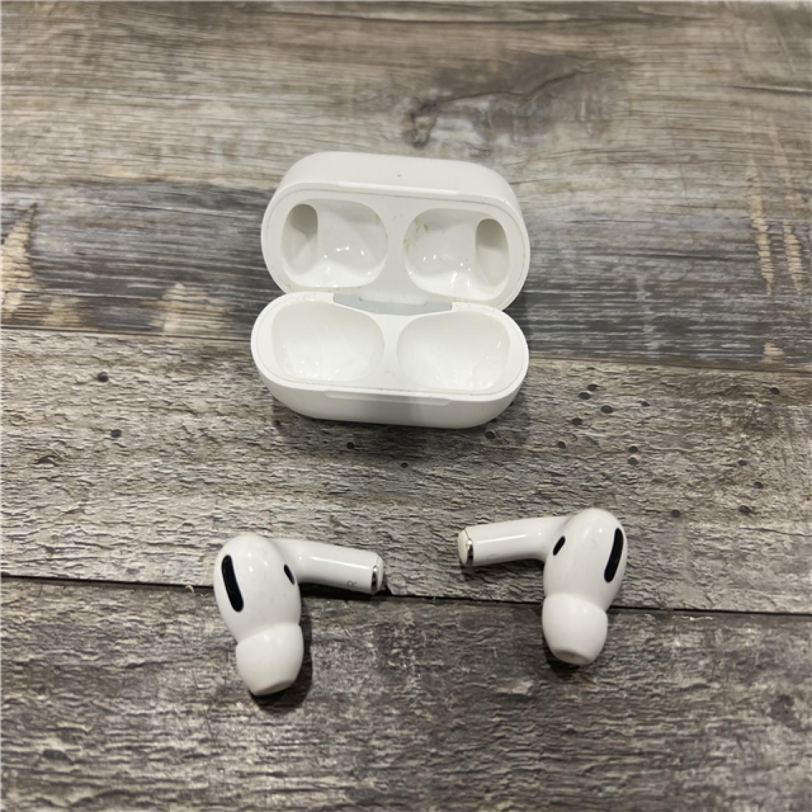 AS-IS AirPods Pro 1 And MagSafe Charging Case