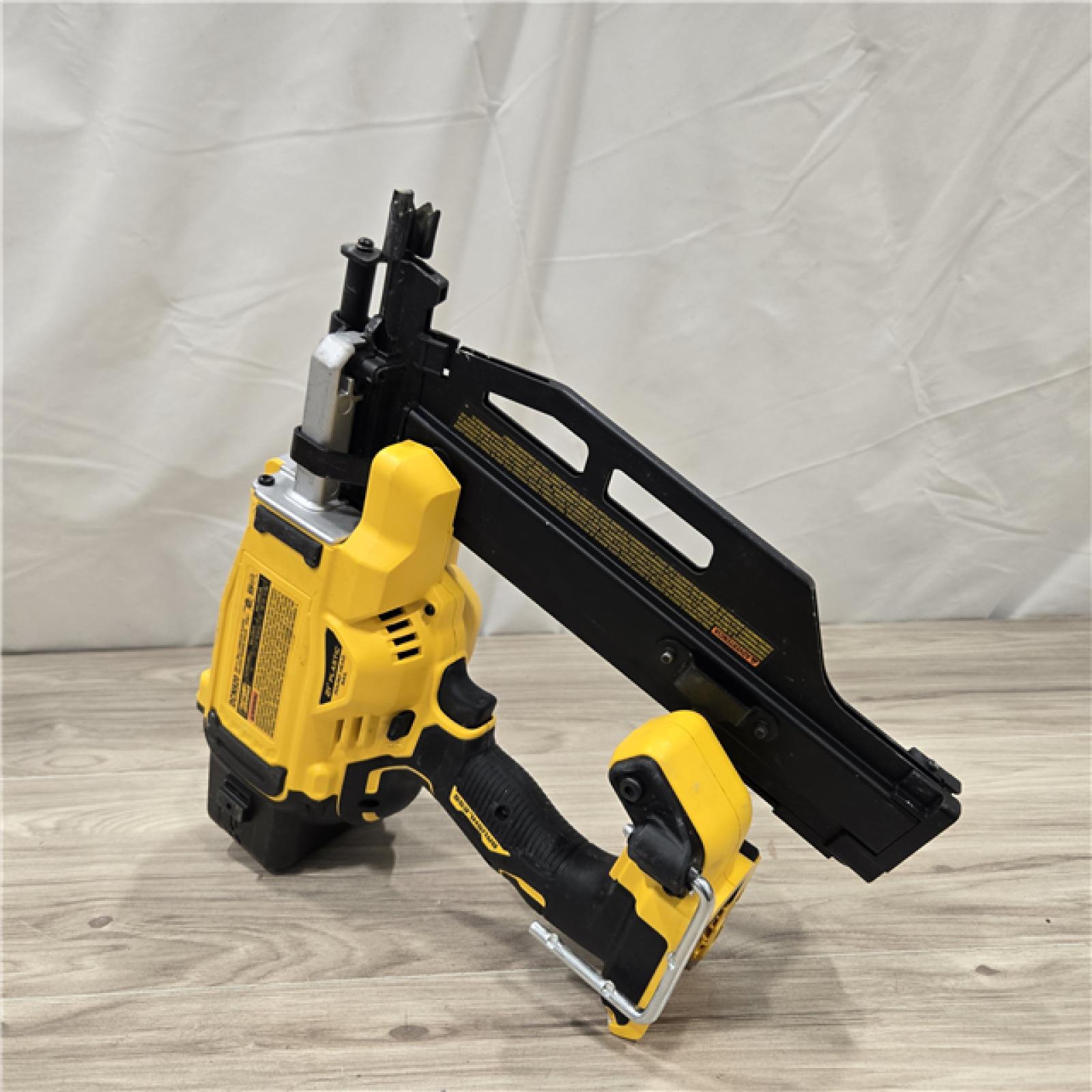 AS-IS DEWALT 20-Volt 21° Cordless Framing Nailer (Tool-Only)