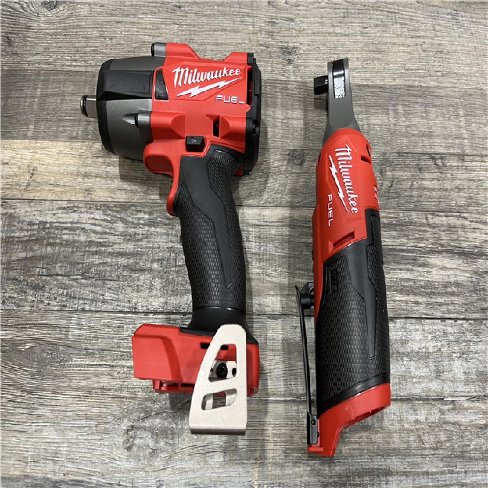 AS-IS Milwaukee FUEL 18V Cordless Mid Torque 1/2 in. Impact Wrench w/ 12 FUEL 3/8 in. Ratchet Combo Kit