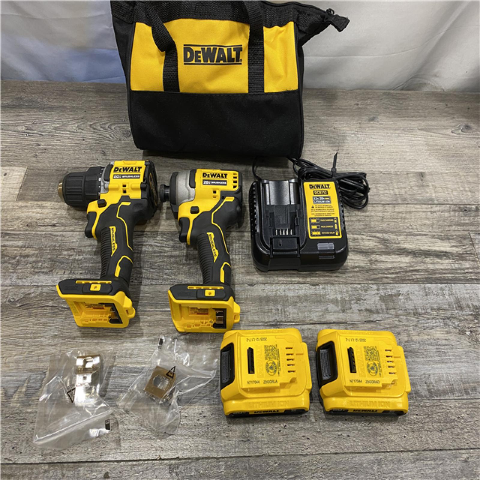 AS-IS DEWALT ATOMIC 20-Volt MAX Lithium-Ion Cordless Combo Kit