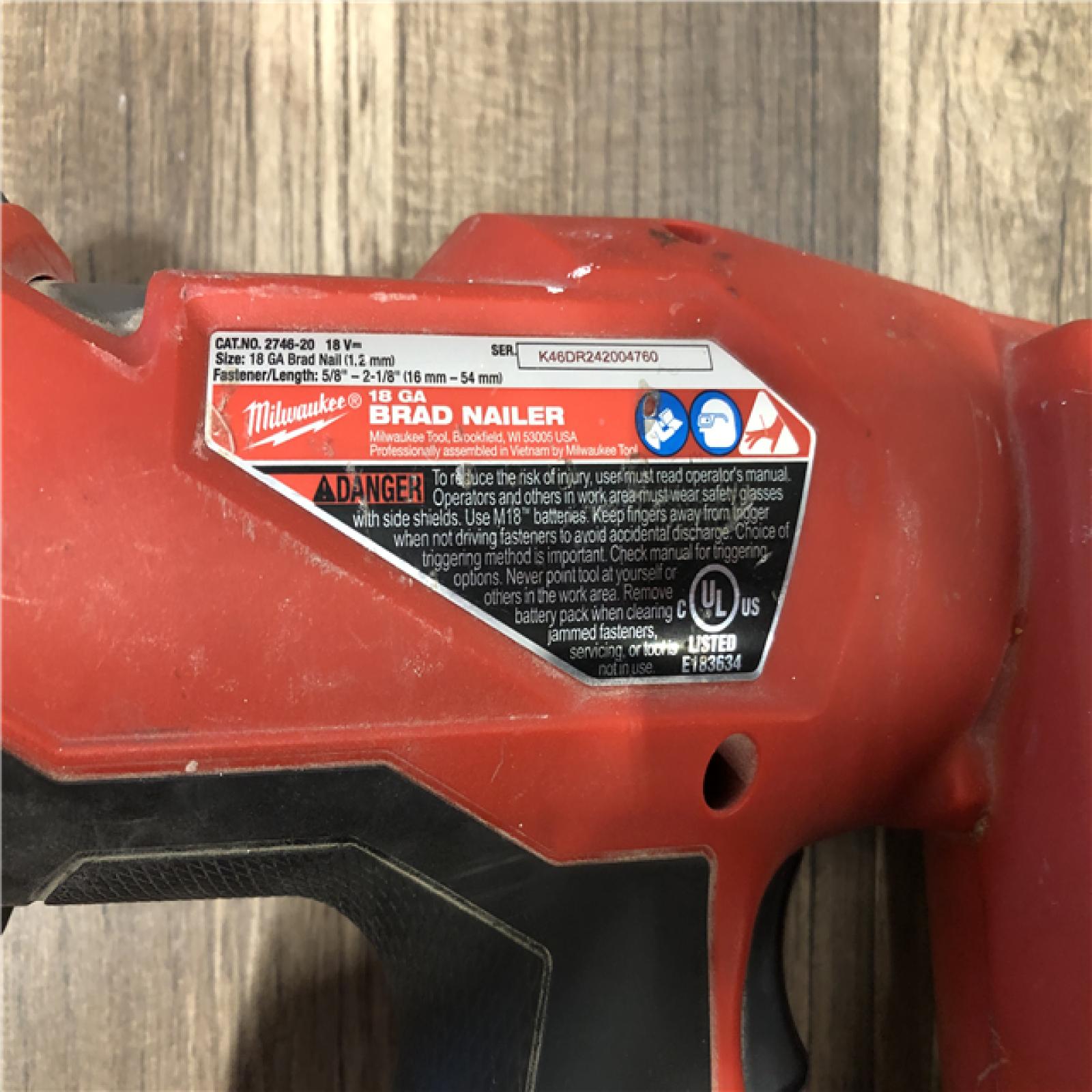 AS-IS Milwaukee FUEL 18-Volt Lithium-Ion Brushless Cordless Gen II 18-Gauge Brad Nailer (Tool-Only)