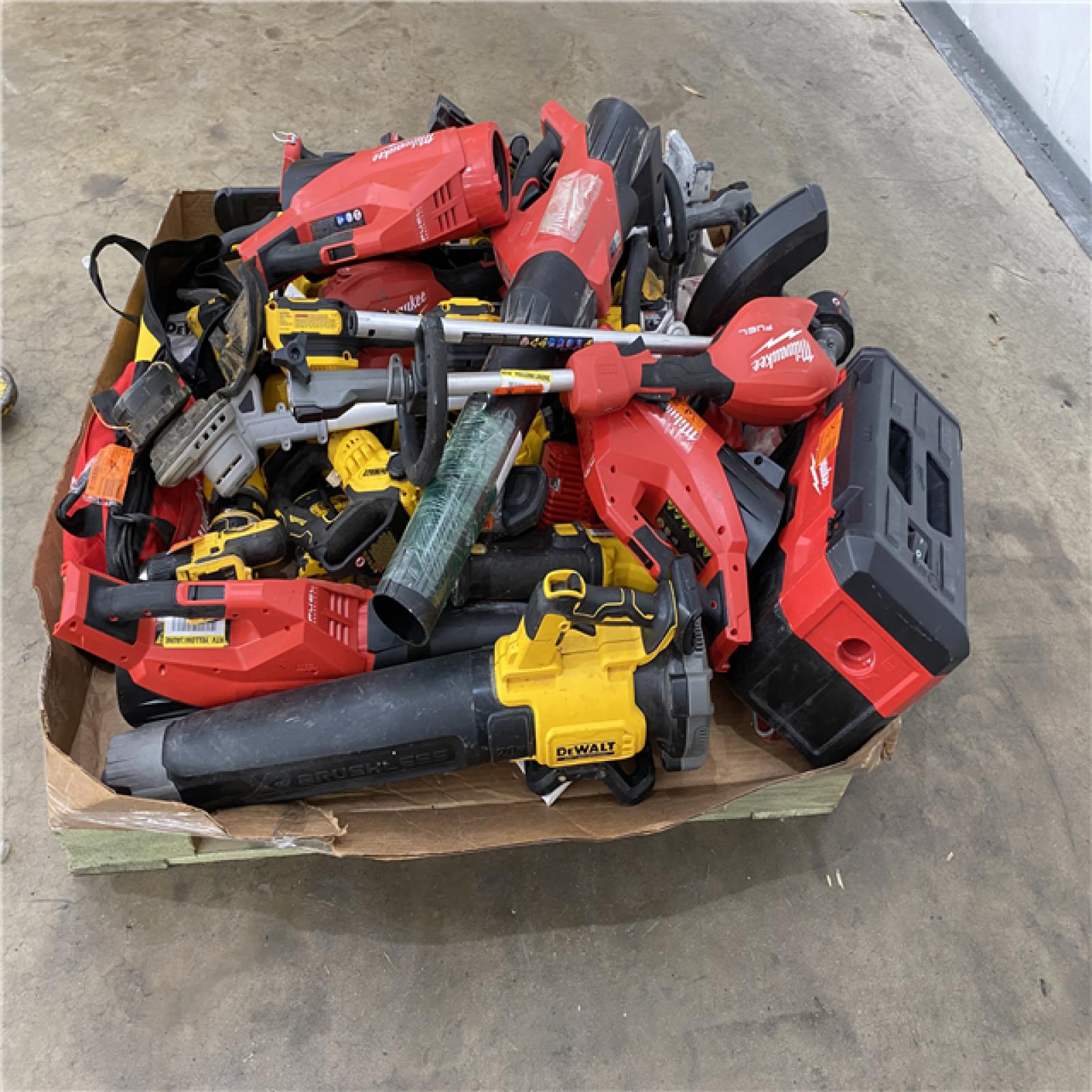 Houston Location AS IS - Tool Pallet