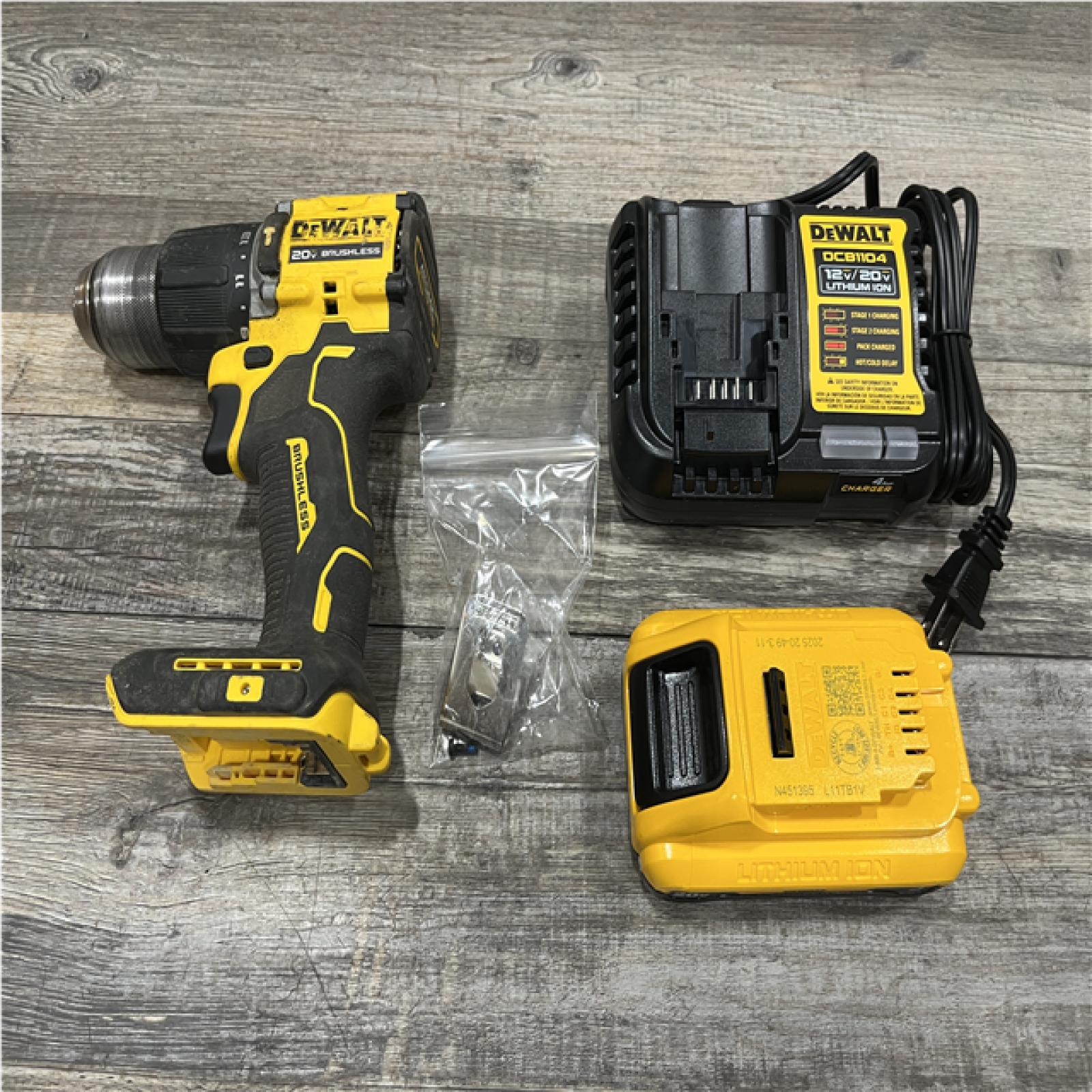 AS-IS DEWALT ATOMIC 20V Cordless 1/2 in. Compact Hammer Drill Kit