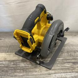 AS-IS DEWALT FLEXVOLT 60V MAX Cordless Brushless 7-1/4 in. Circular Saw with Brake (Tool Only)