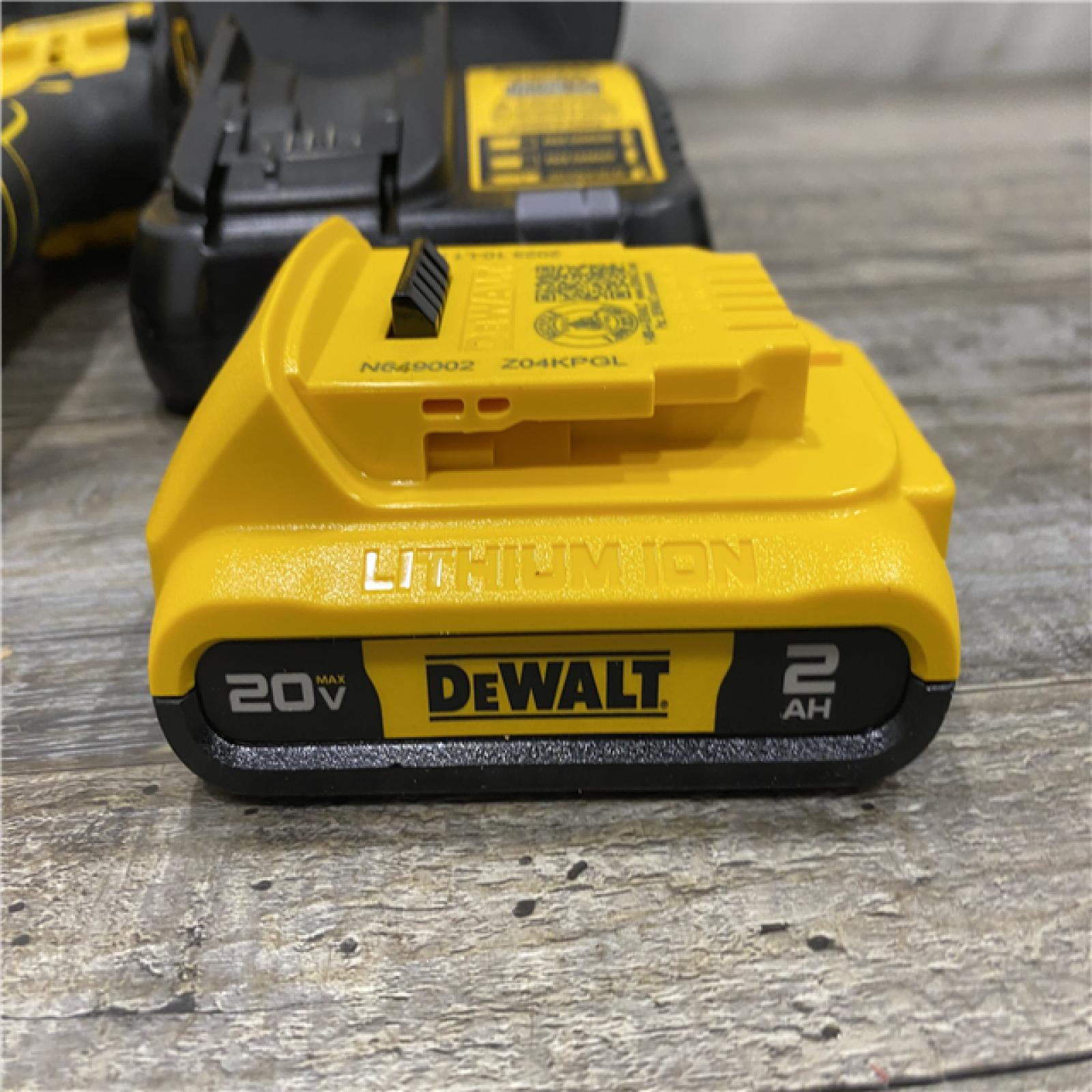 AS-IS DEWALT Atomic 20V Lithium-Ion Cordless Compact 1/2 in. Drill/Driver Kit