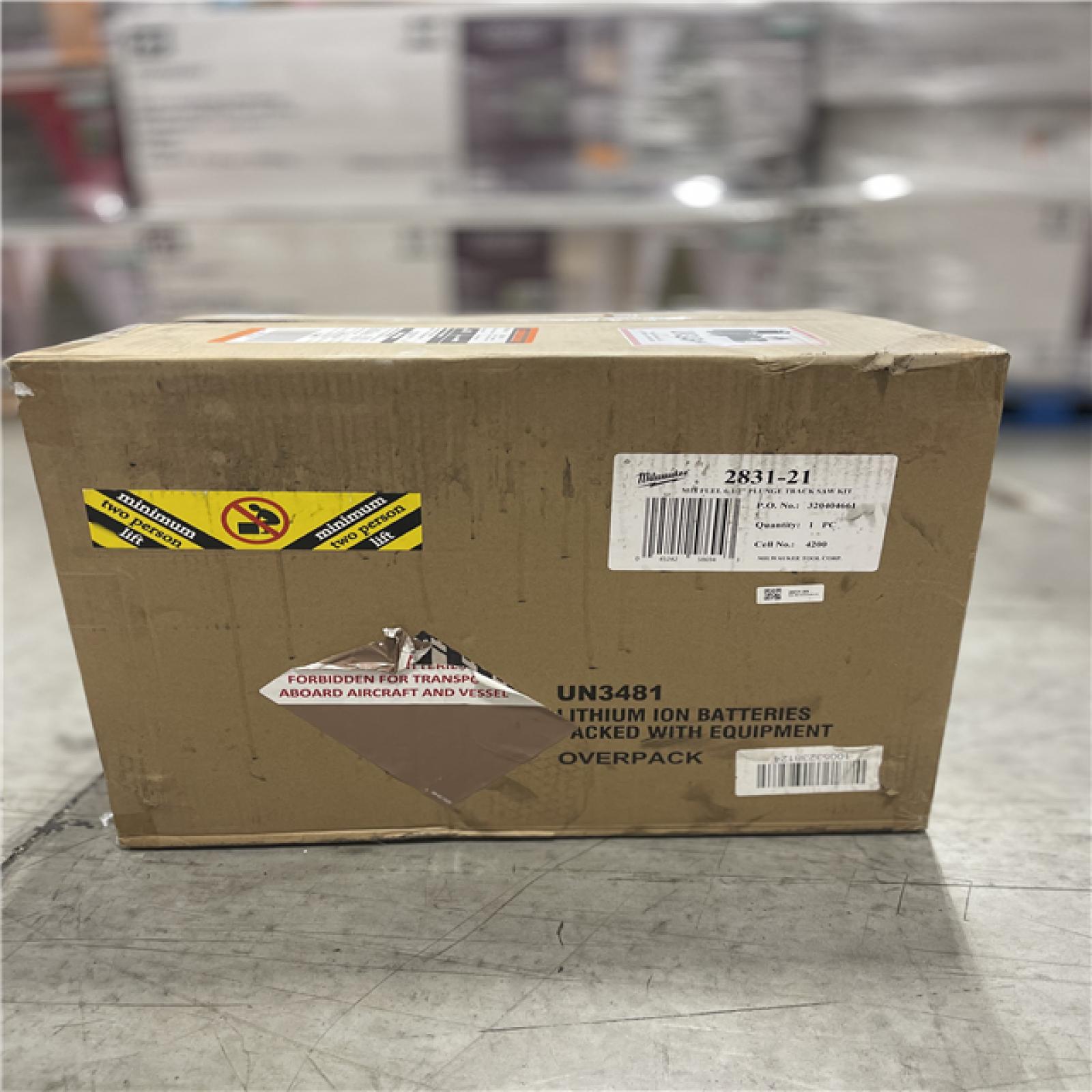 NEW!- Milwaukee M18 FUEL 18V Lithium-Ion Brushless Cordless 6-1/2 in. Plunge Track Saw PACKOUT Kit with One 6.0 Ah Battery