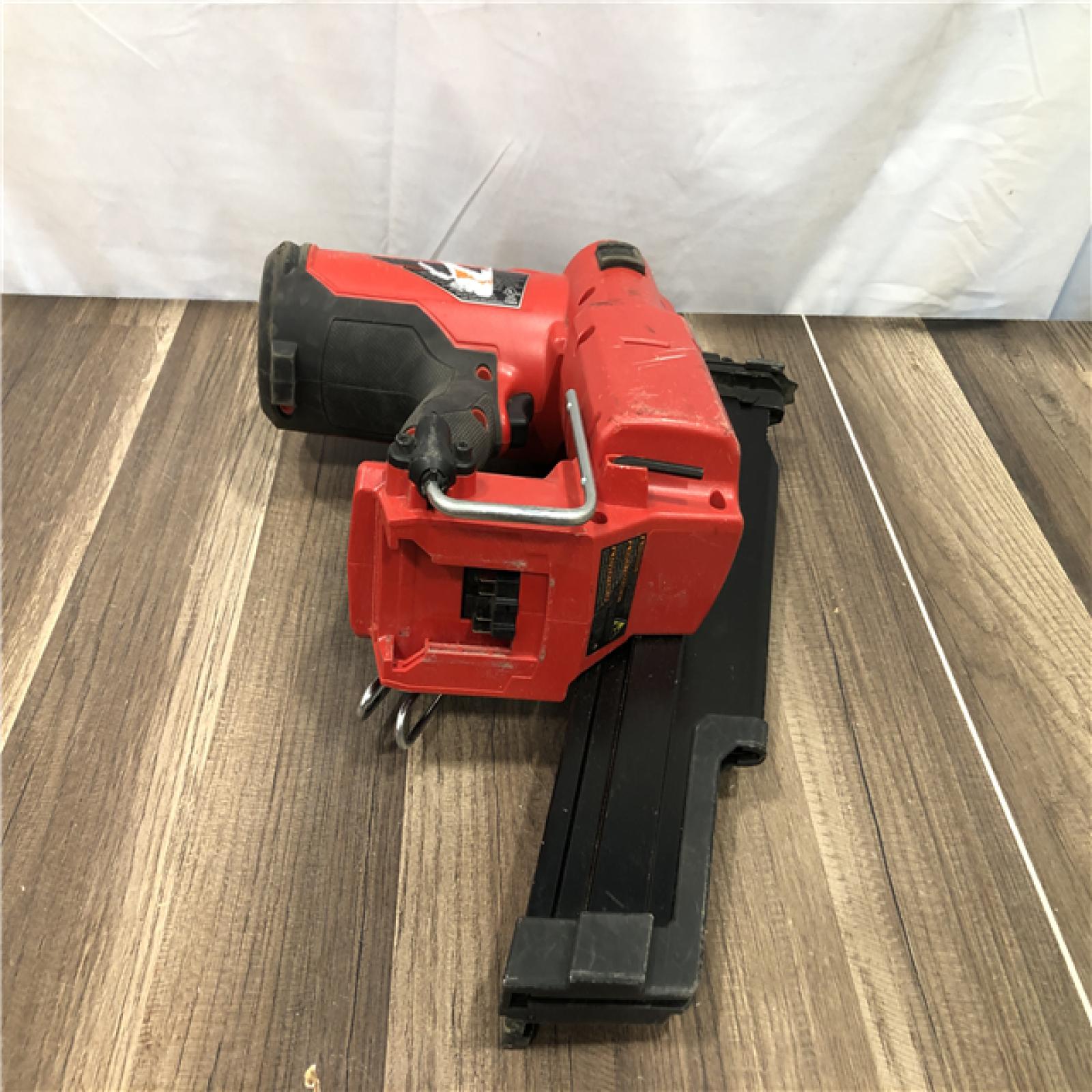 AS-IS Milwaukee FUEL 3-1/2 in. 18-Volt 21-Degree Lithium-Ion Brushless Cordless Framing Nailer (Tool-Only)
