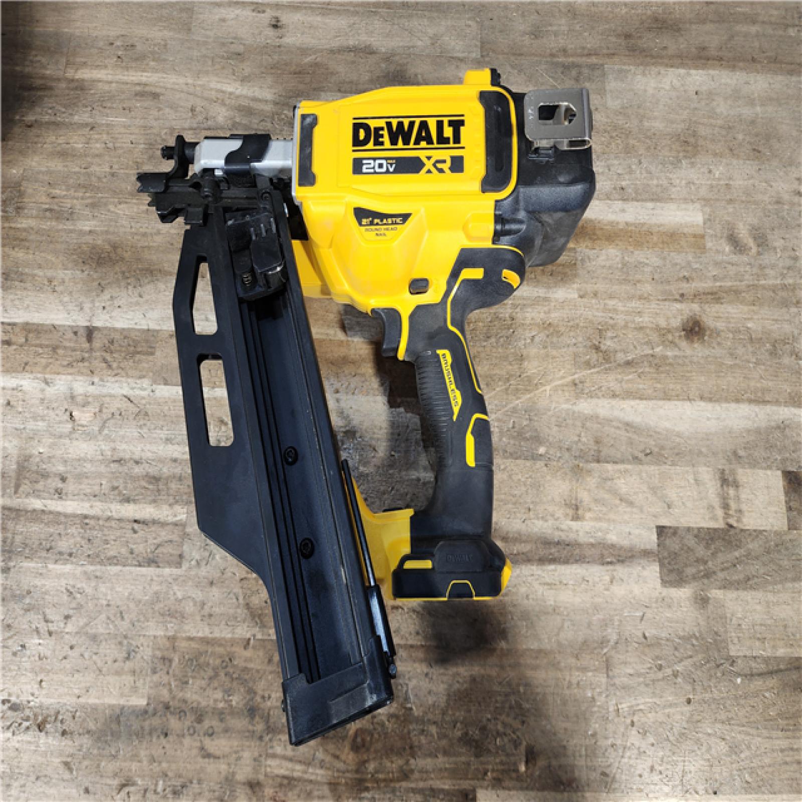 HOUSTON LOCATION - AS-IS DEWALT 20-Volt 21° Cordless Framing Nailer (Tool-Only)