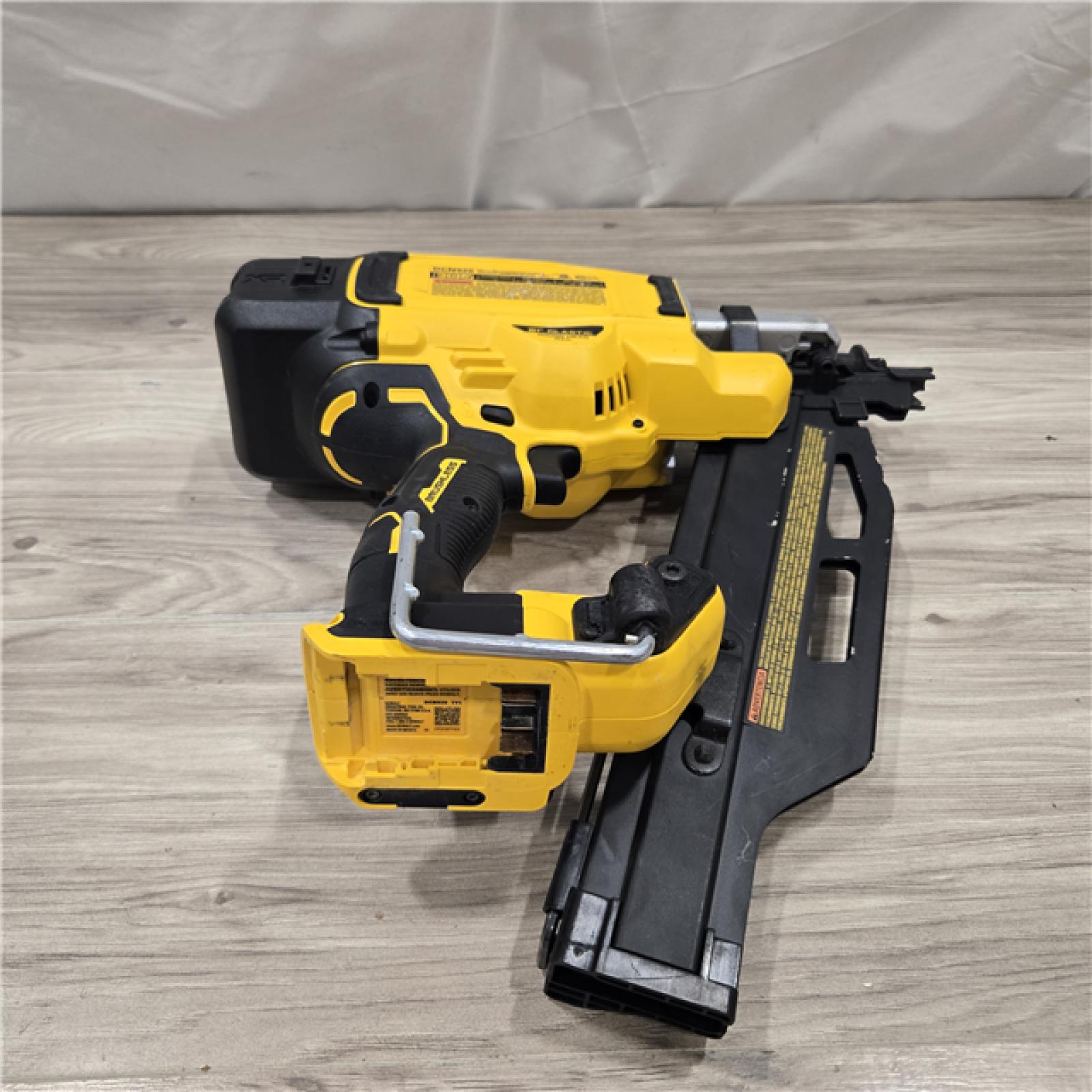 AS-IS DEWALT 20-Volt 21° Cordless Framing Nailer (Tool-Only)